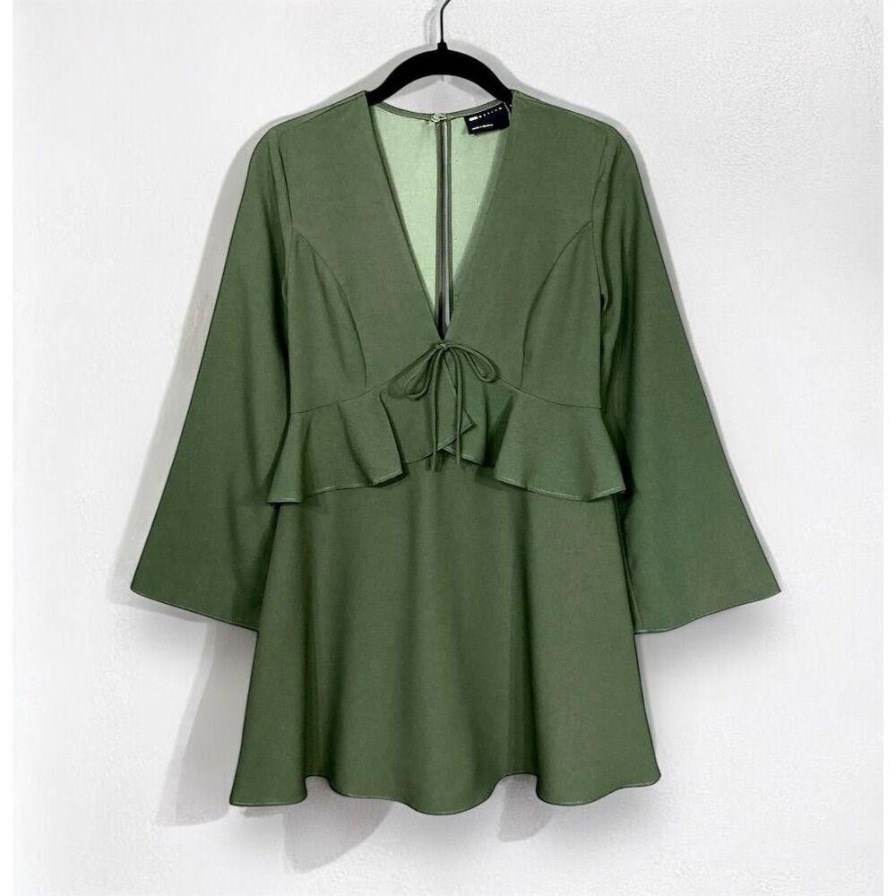 Asos ASOS DESIGN Green Peplum Dress with Bell Sleeves Size XS / US 0-2 / IT 36-38 - 3 Thumbnail