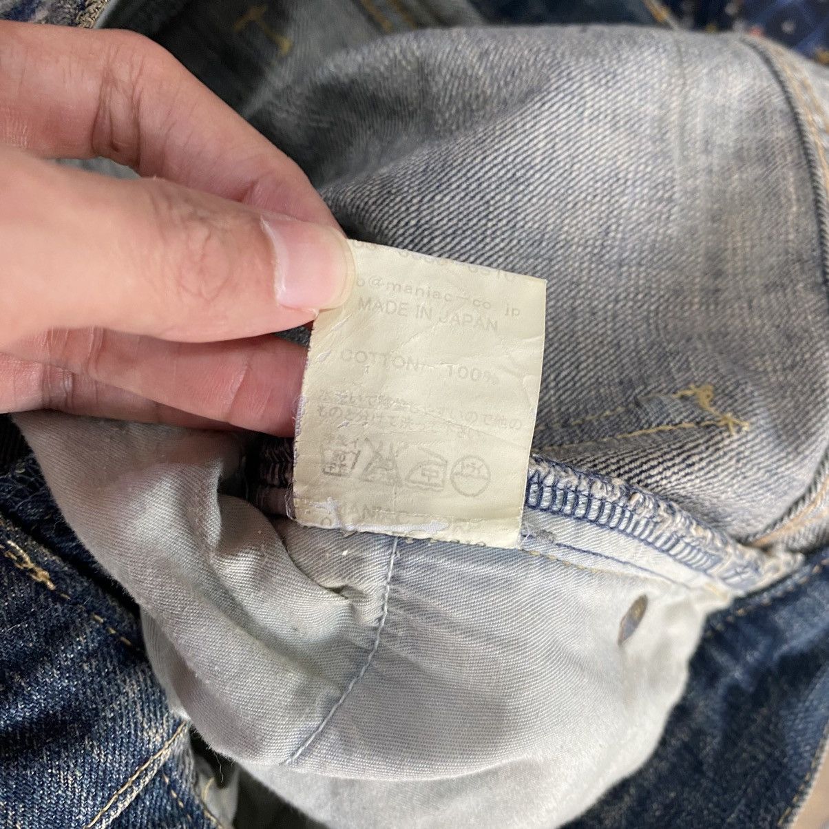 Le Grande Bleu (L.G.B.) LGB Distressed Blue Denim Jeans | Vintage Wash Ripped Style Size US 33 - 18 Thumbnail