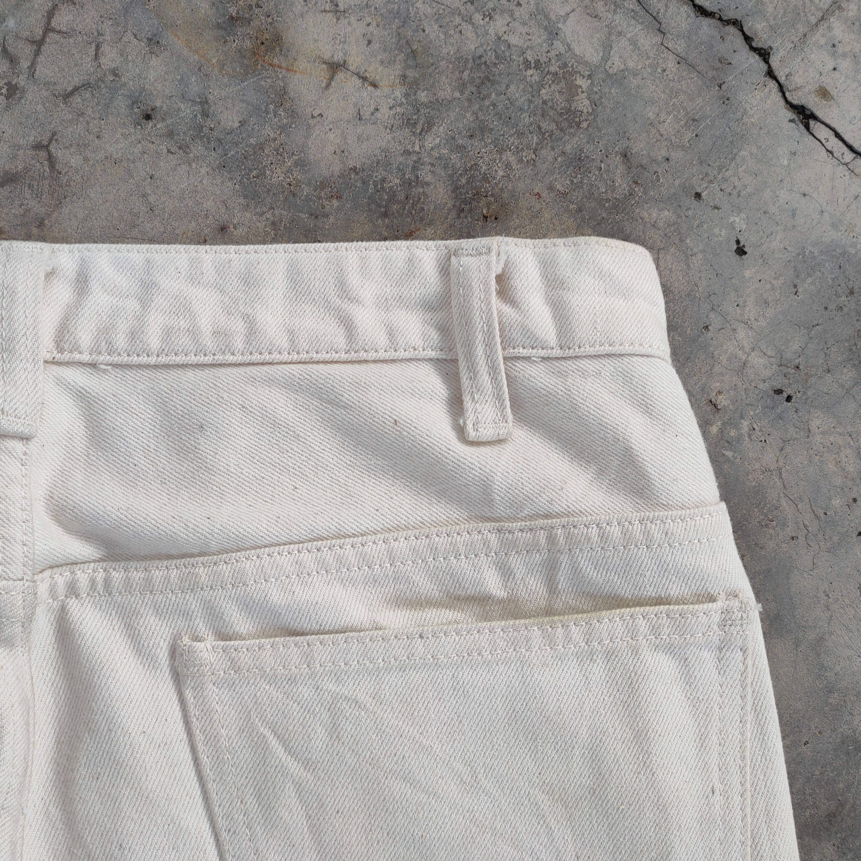 Unused VINTAGE UNUSED SKINNY FADED WHITE YELLOW JEANS DENIM PANTS Size US 32 / EU 48 - 14 Thumbnail