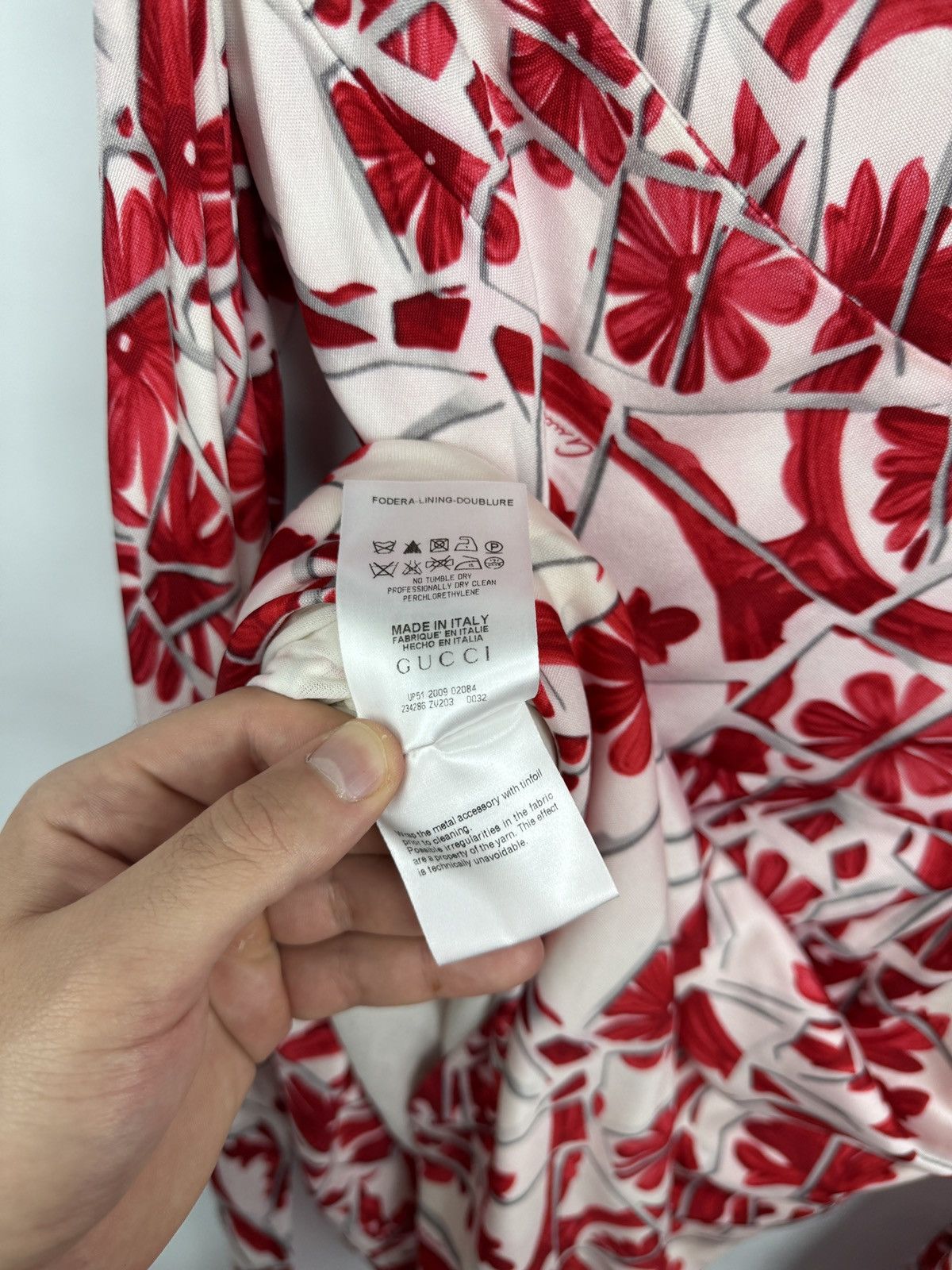 Gucci 🇮🇹 Vintage Gucci Tom Ford Floral Silk Dress Flower Archive Size M / US 6-8 / IT 42-44 - 10 Thumbnail