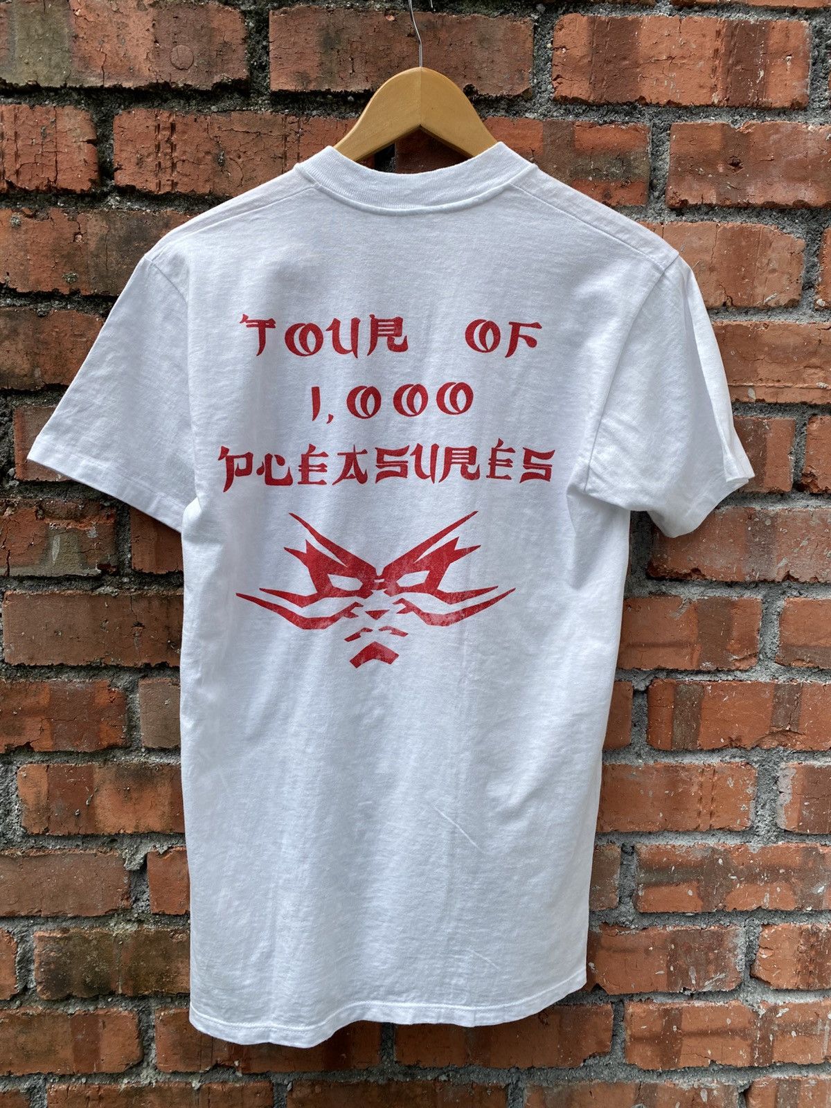 Band Tees × Vintage EZO Vintage 1987 Heavy Metal Tour of 1000 Pleasures Japanese Size US M / EU 48-50 / 2 - 2 Thumbnail
