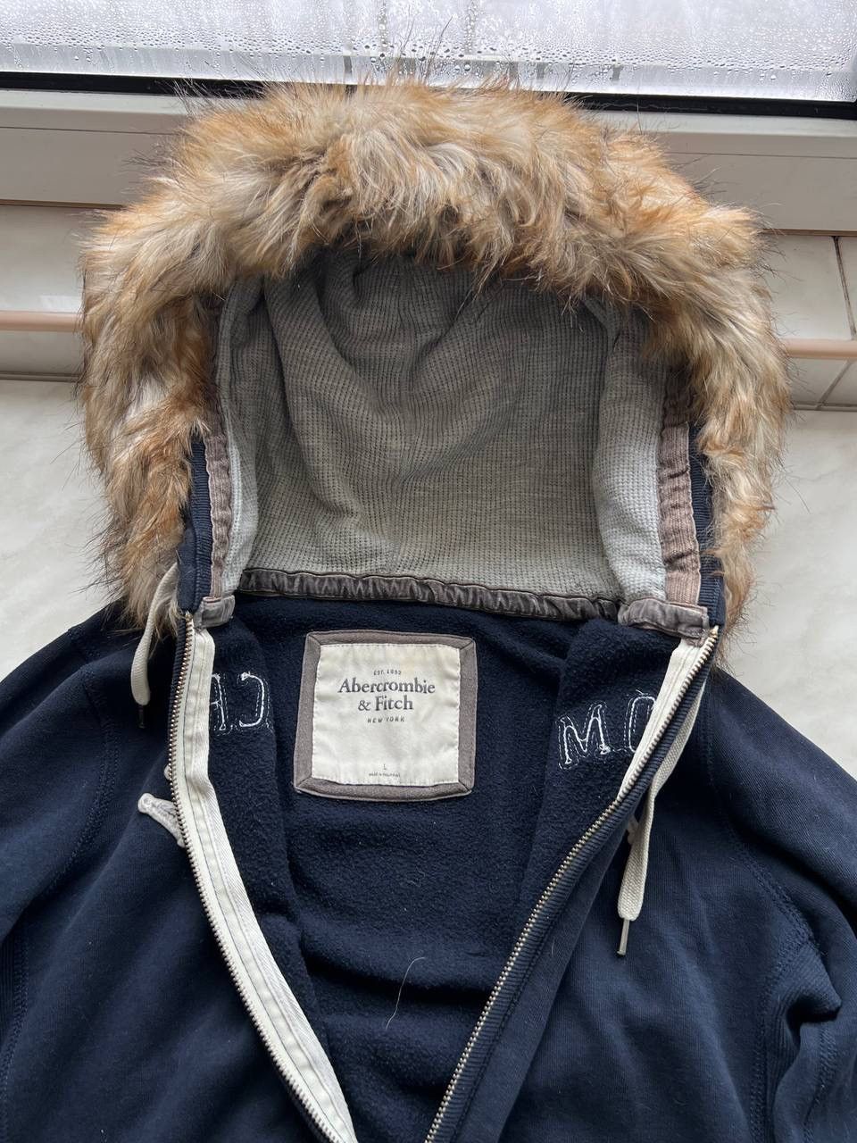 Abercrombie & Fitch Y2K Abercrombie & Fitch Faux Fuzzy Fur Hoodie Lgb Style Size L / US 10 / IT 46 - 7 Thumbnail