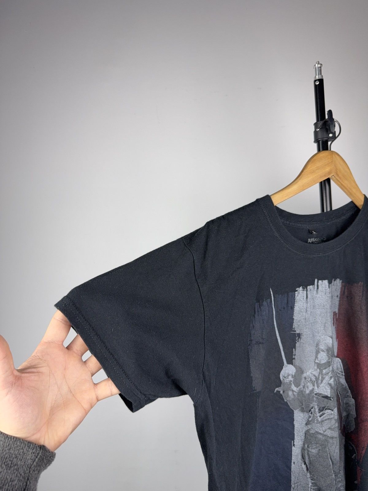 Vintage Official 2014 Assassin’s Creed Unity Bioworld Graphic Tee Size US L / EU 52-54 / 3 - 5 Thumbnail