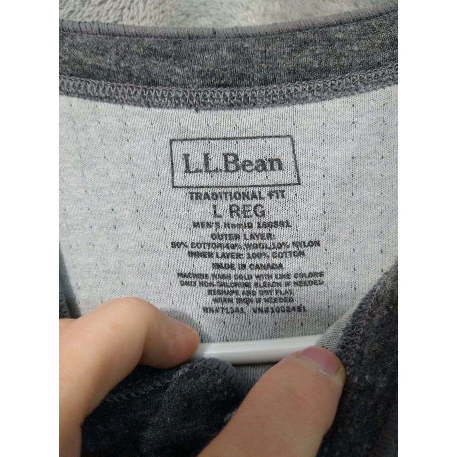 Vintage VINTAGE LL Bean Shirt Mens Large Gray River Driver Henley Wool Blend Base Layer Size US L / EU 52-54 / 3 - 5 Thumbnail