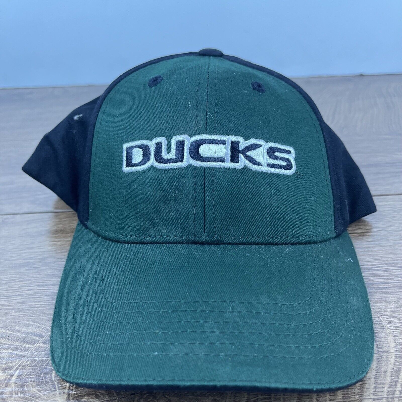 Other Oregon Ducks Green Hat NCAA Green Hat Adjustable Cap Green A Size ONE SIZE - 1 Thumbnail