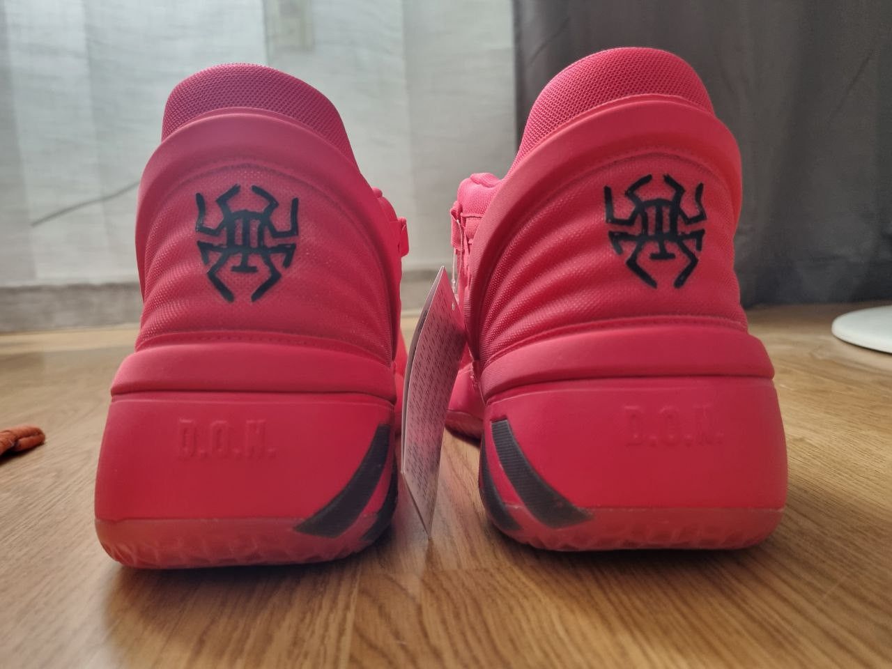 Adidas 13.5US adidas D.O.N. Issue #2 Crayola Power Pink Size US 13 / EU 46 - 5 Thumbnail