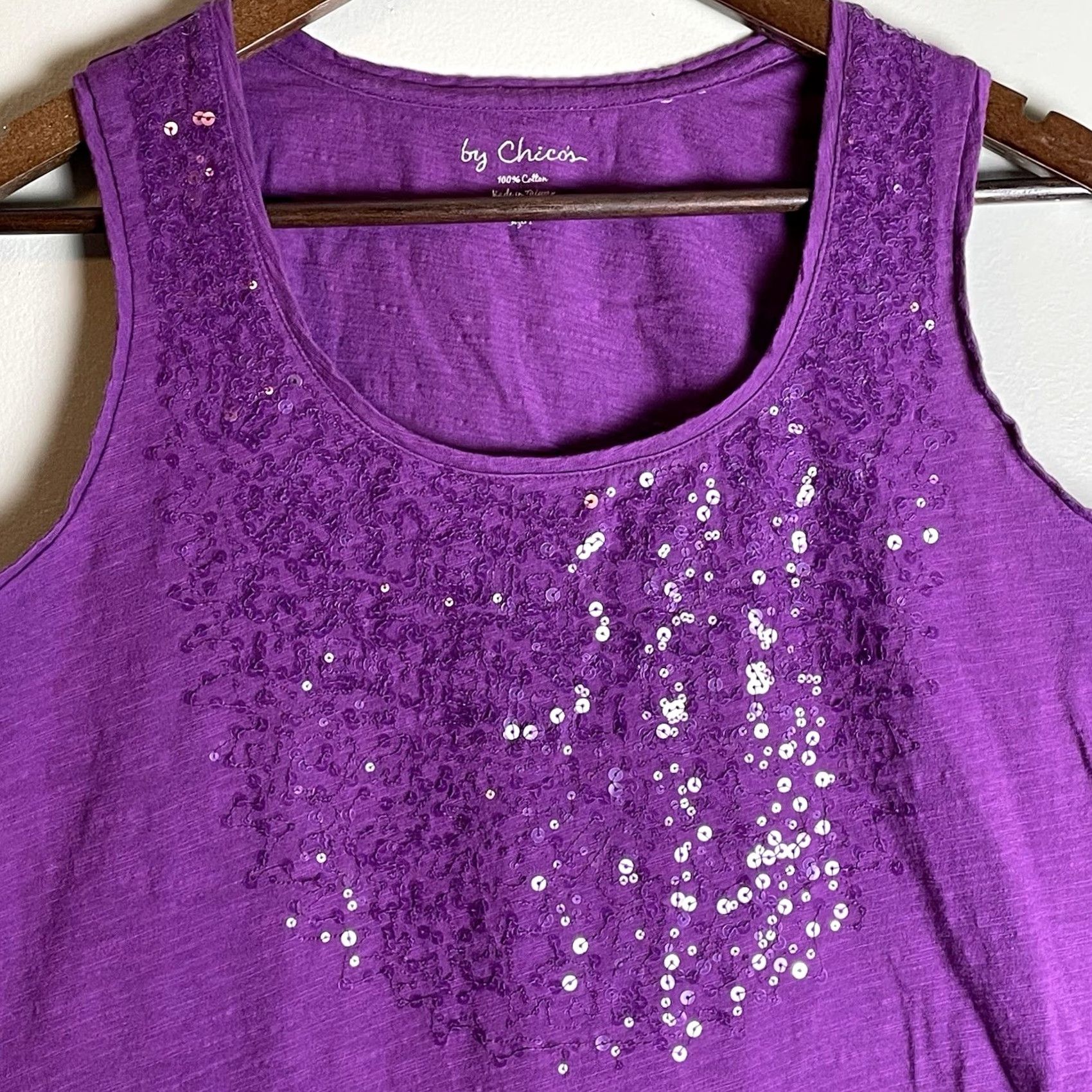 Vintage Chico’s Tank Top Blouse Shirt Sleeveless Purple Plum Sequin Casual Evening Sparkle M Womens Size M / US 6-8 / IT 42-44 - 3 Thumbnail