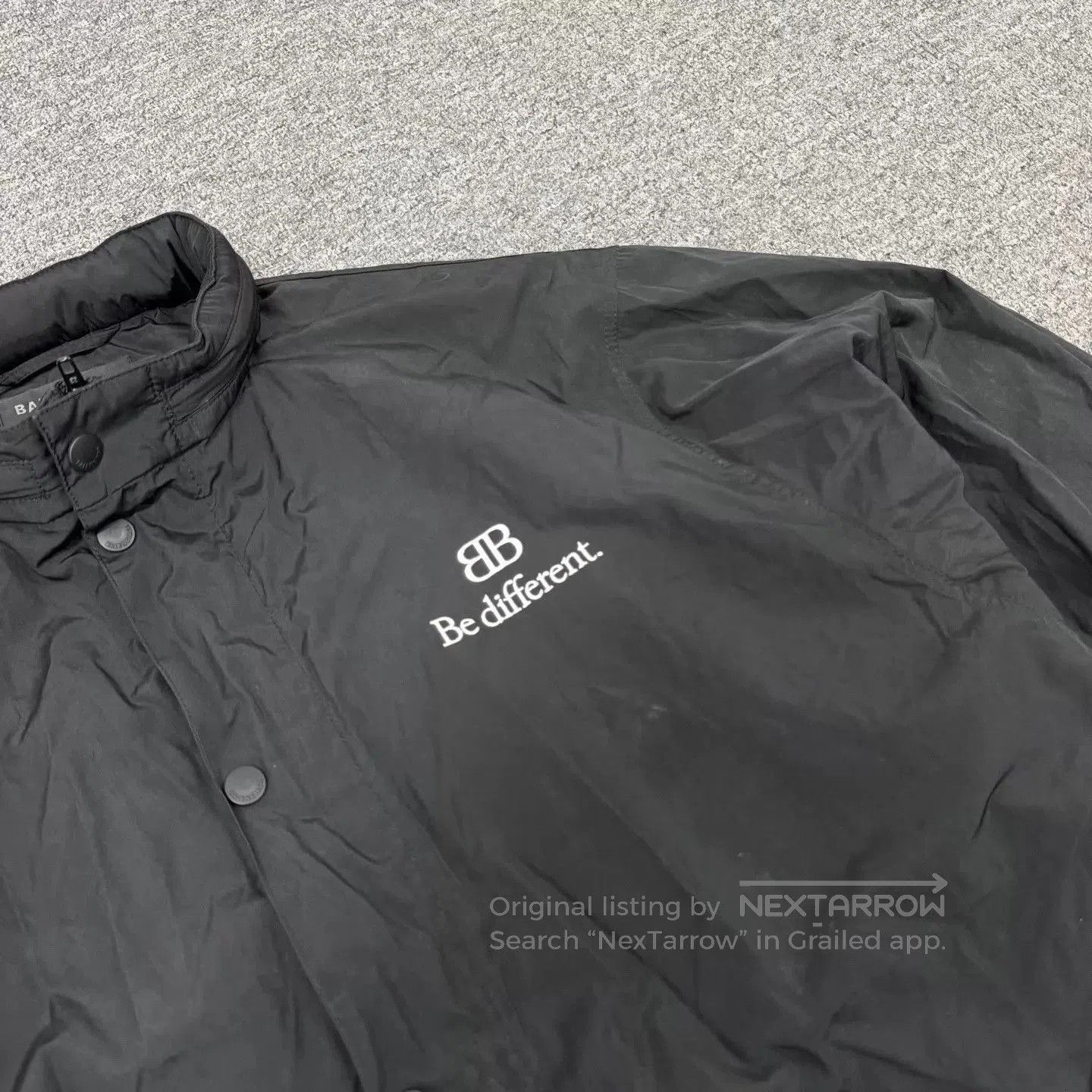 Balenciaga Black Light Jacket with 'Be Different' Back Print. Size US XS / EU 42 / 0 - 5 Thumbnail