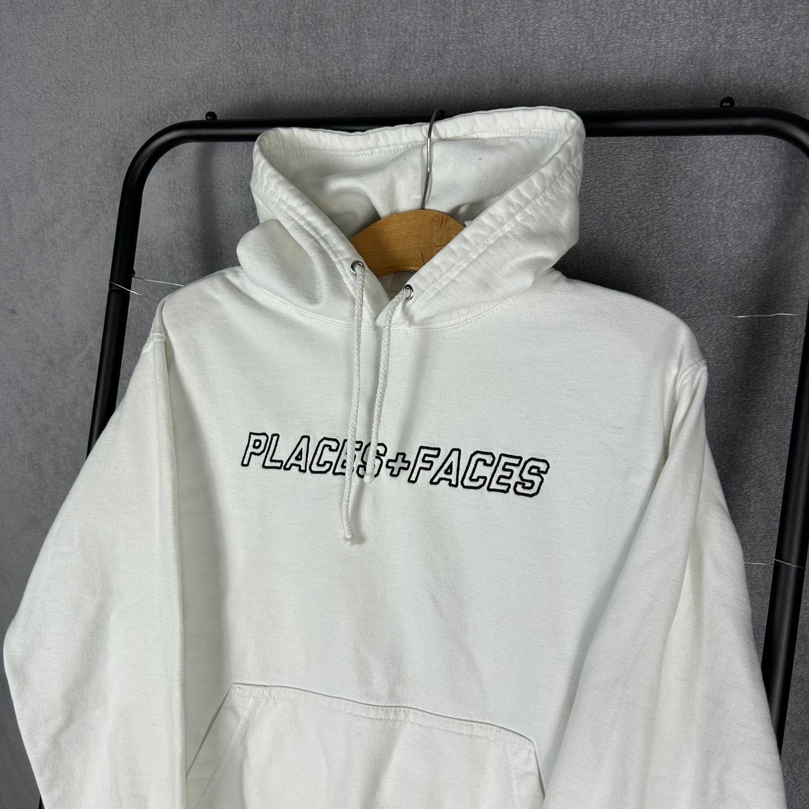 Designer × Places + Faces Places +Faces hoodie white big logo spellout embriordery Size US S / EU 44-46 / 1 - 3 Thumbnail