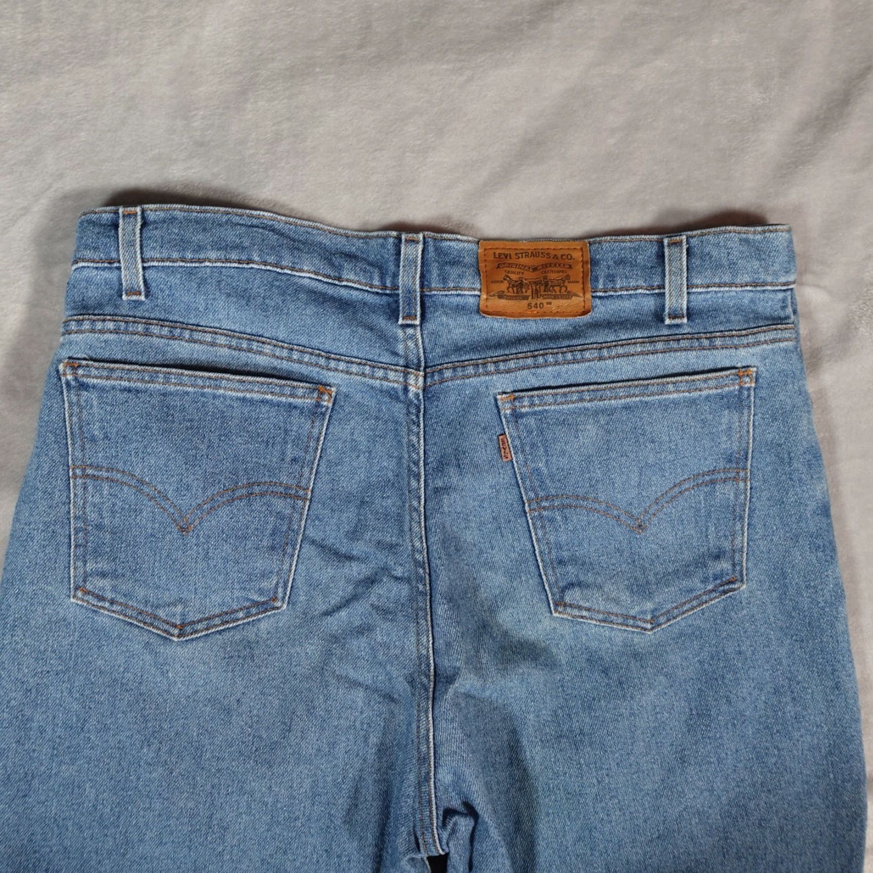 Levi's VINTAGE Levi's 540 Jeans Mens 37x30 Regular Straight Blue 90s Mens Jeans Size US 37 - 5 Thumbnail