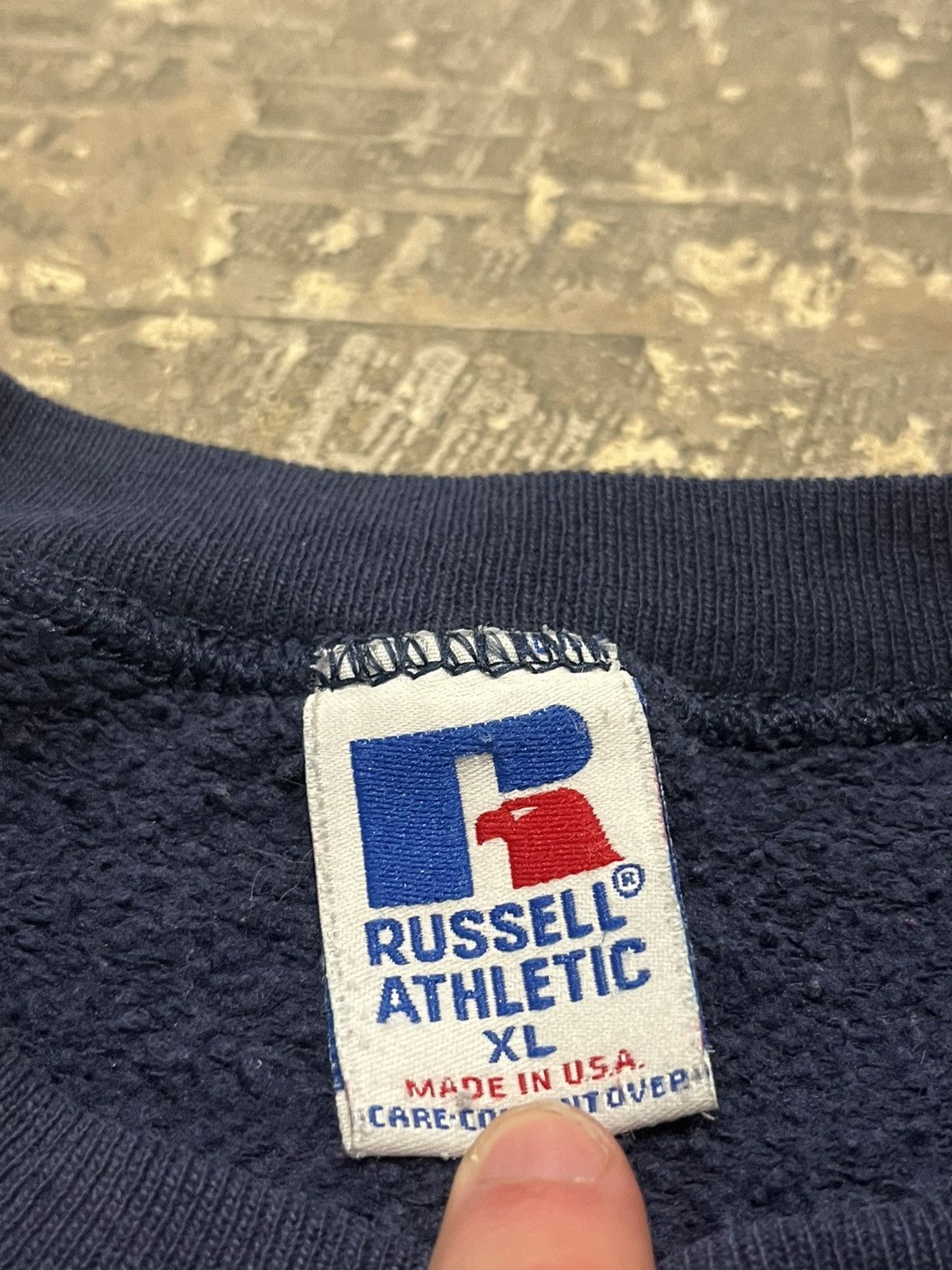 Russell Athletic × Vintage Russell athletic vintage boxy fit sweatshirt Size US XL / EU 56 / 4 - 7 Thumbnail