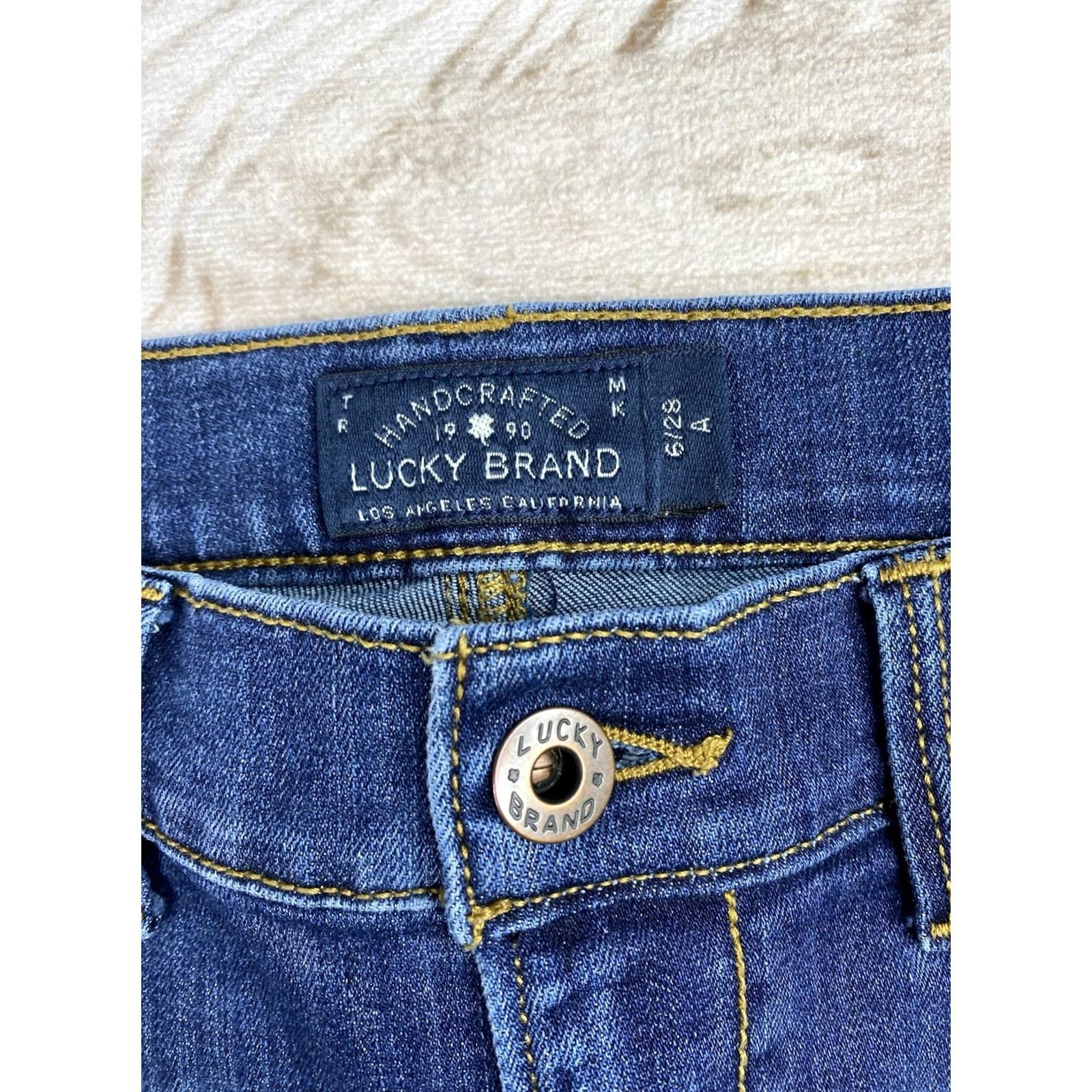 Lucky Brand Lucky Brand Jeans Skinny 6 Petite Blue Dark Wash Brooke Distressed 5-Pocket Womens Jeans XS-Plus? Size 28" / US 6 / IT 42 - 3 Thumbnail