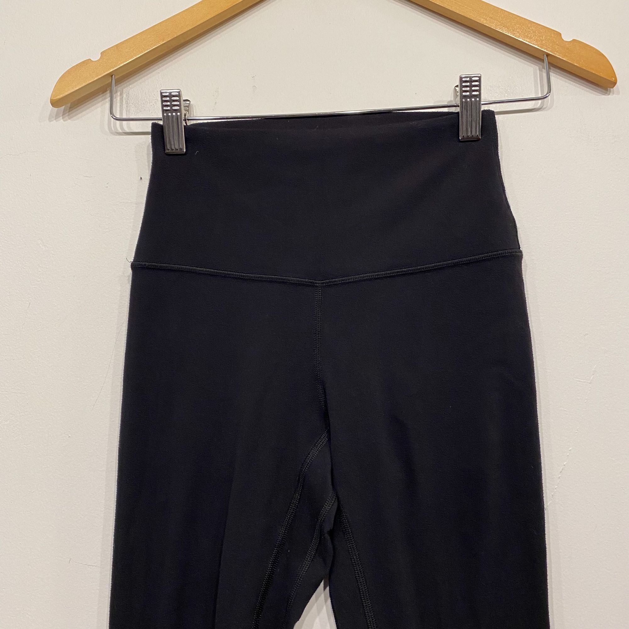 Lululemon Lululemon Align High-Rise Pant 28" Inseam Leggings Size US 2 Size 26" / US 2 / IT 38 - 2 Thumbnail