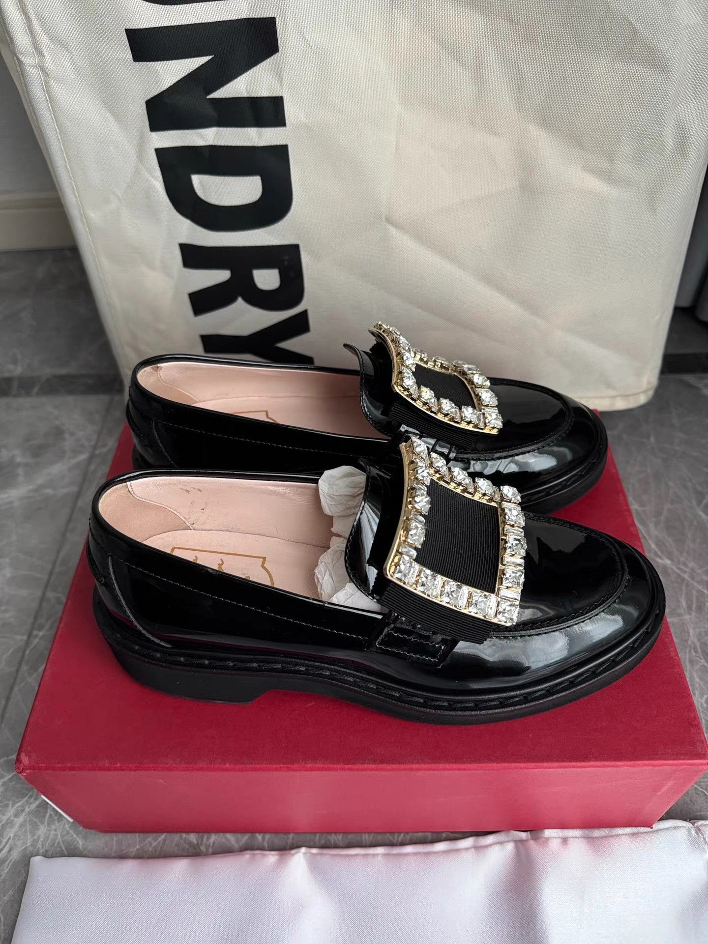Roger Vivier Roger Vivier Crystal Buckle Patent Leather Loafers K6 Size US 5.5 / IT 35.5 - 3 Thumbnail
