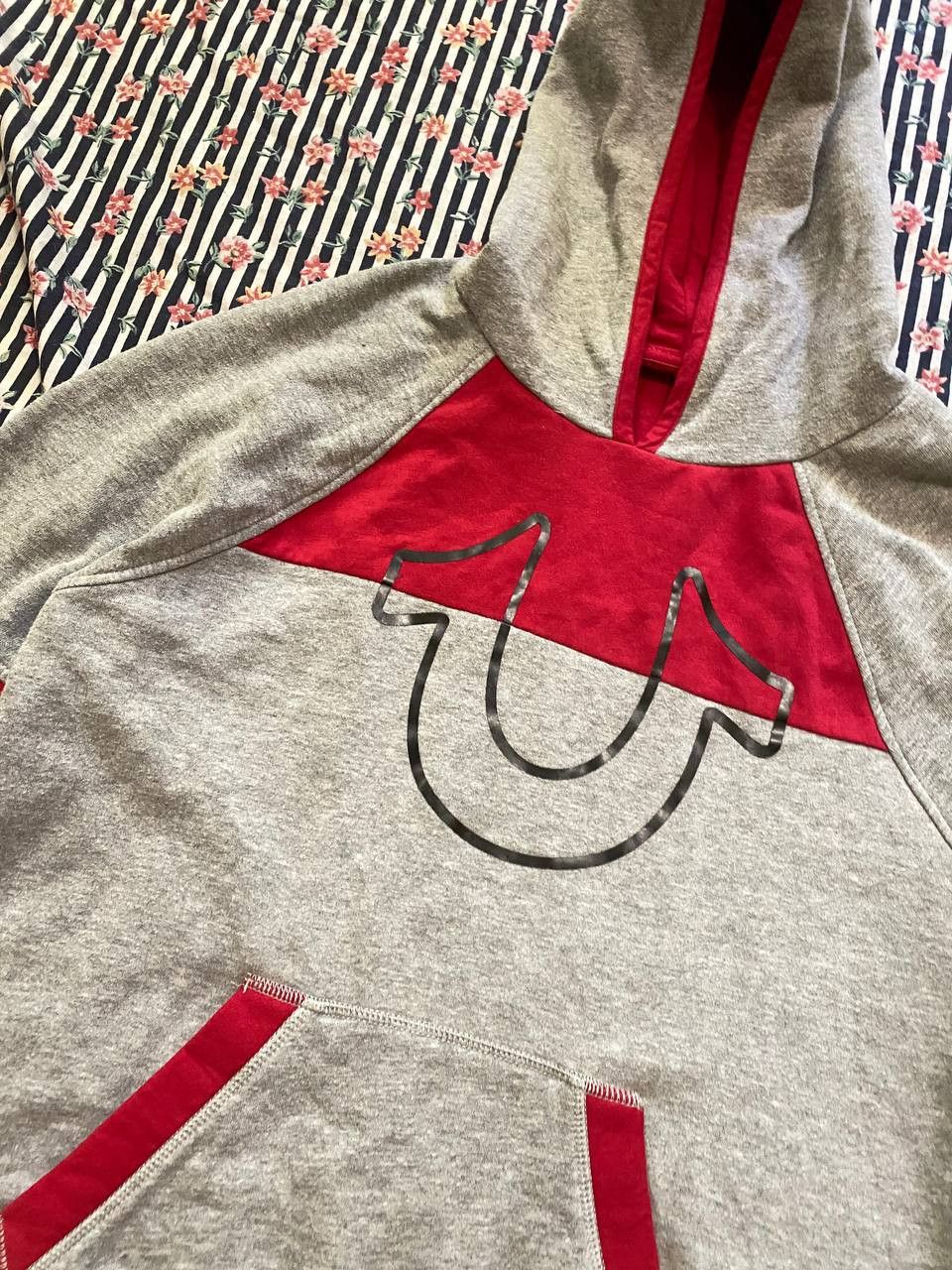 True Religion vintage streetwear True Religion big logo Sweatshirt hoodie Size US M / EU 48-50 / 2 - 6 Thumbnail