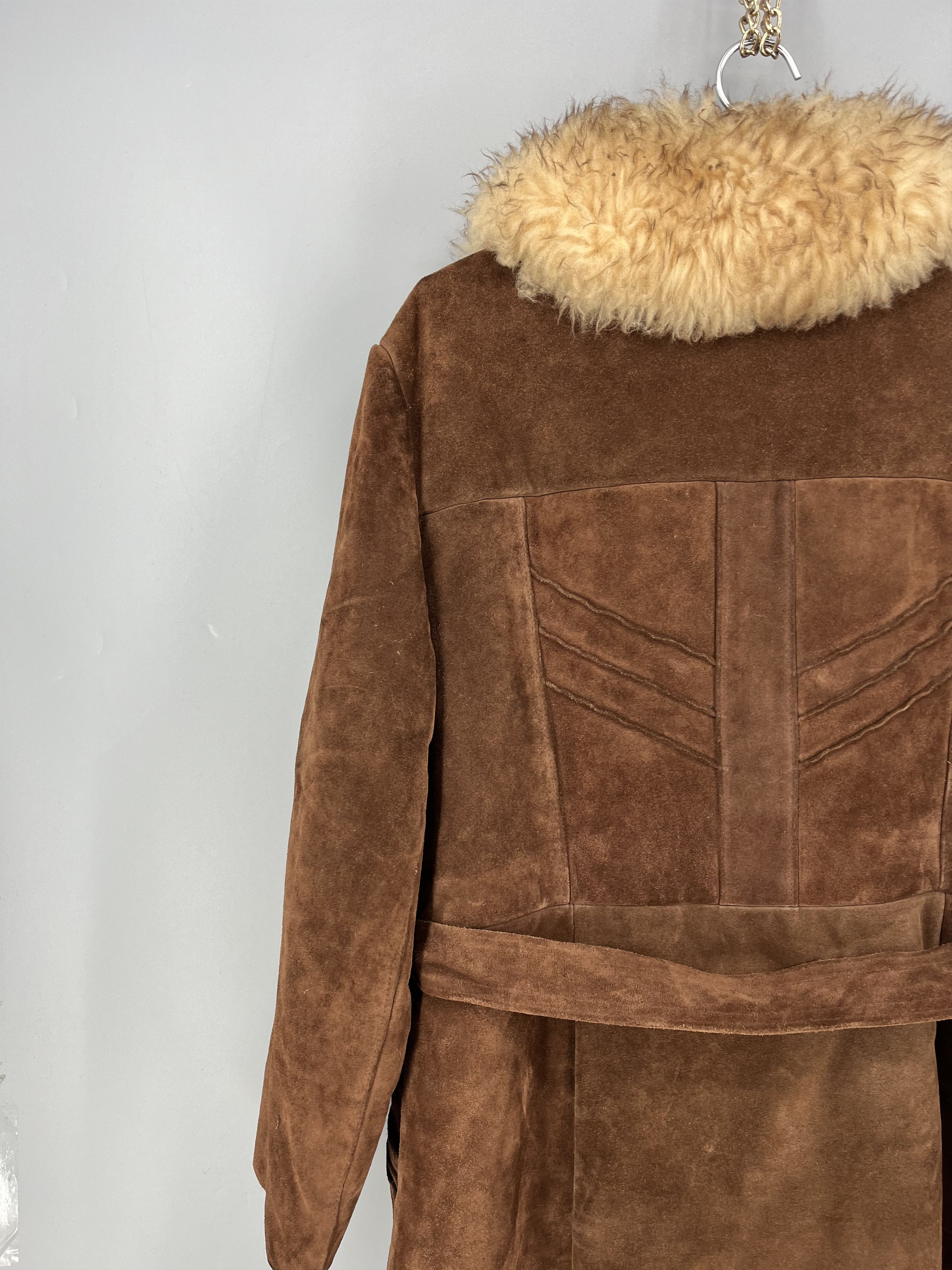 Vintage 70s Suede Shearling Coat USA Made Brown Faux Fur Lined Heavy Size US L / EU 52-54 / 3 - 14 Thumbnail