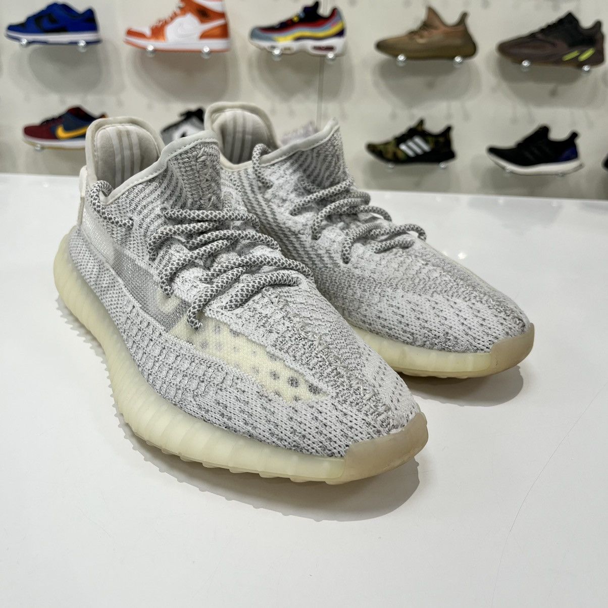 Adidas Adidas Yeezy Boost V2 Static Reflective Size US 8.5 / EU 41-42 - 7 Thumbnail