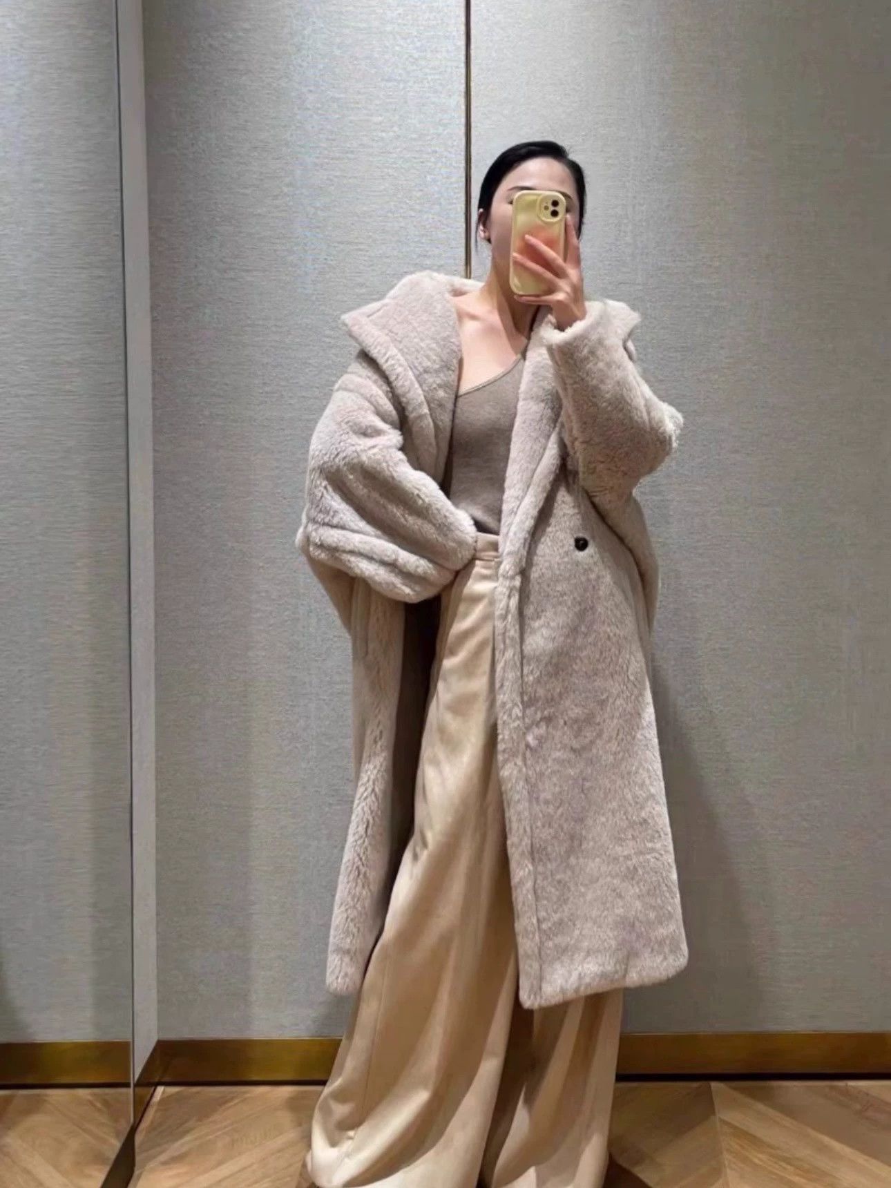 Max Mara Max Mara Teddy Coat Beige Sand L Size L / US 10 / IT 46 - 3 Thumbnail
