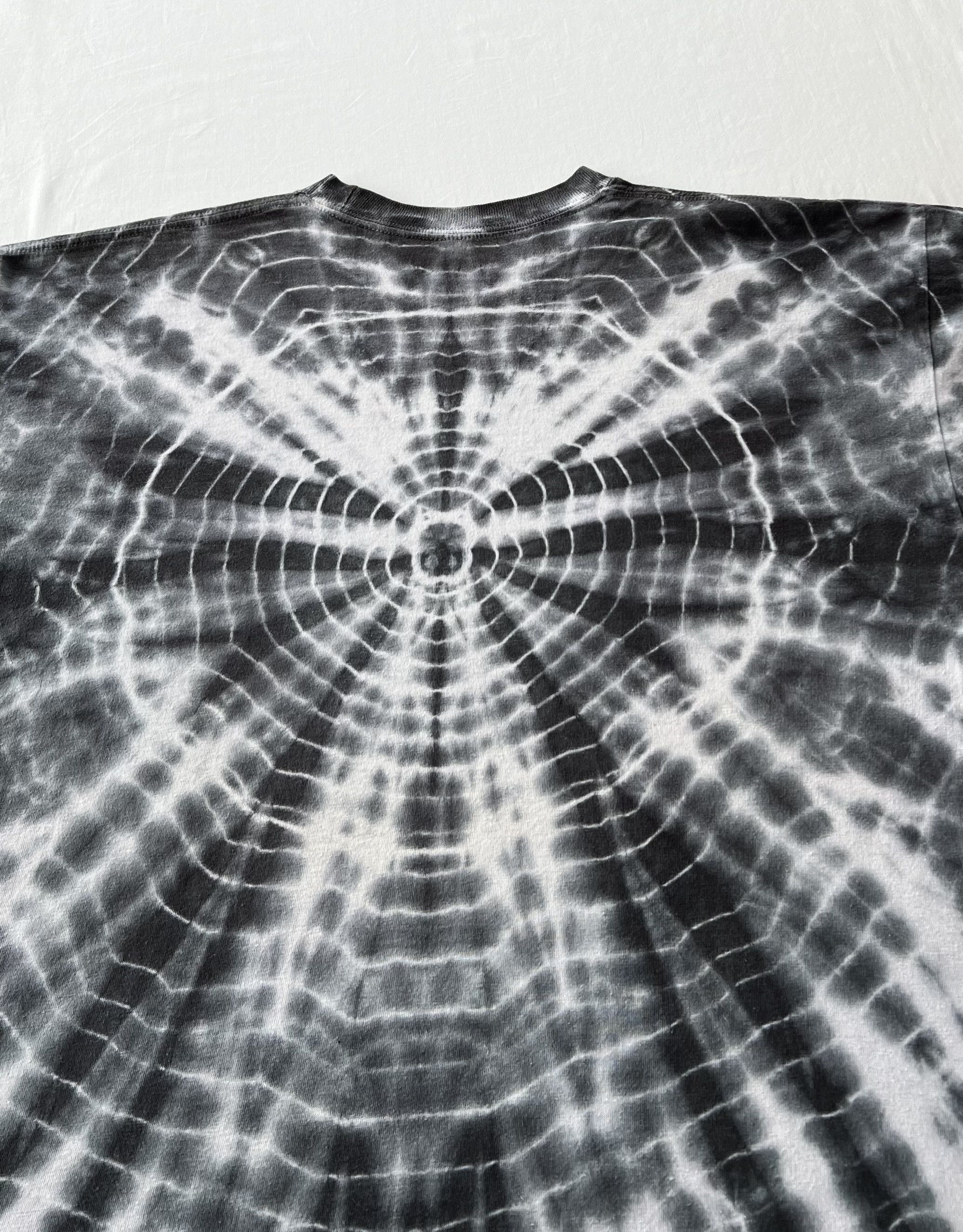 Band Tees Vintage 1987 Guns N Roses Symmetria Tie Dye T-shirt Size US L / EU 52-54 / 3 - 9 Thumbnail