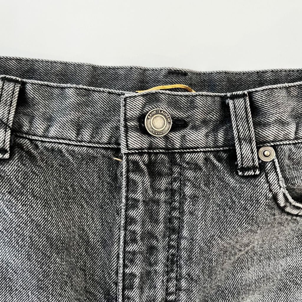 Saint Laurent Paris o1s1wg110924 Baggy Short Raw Edge MR0770 in Grey Size 32" / US 10 / IT 46 - 2 Thumbnail