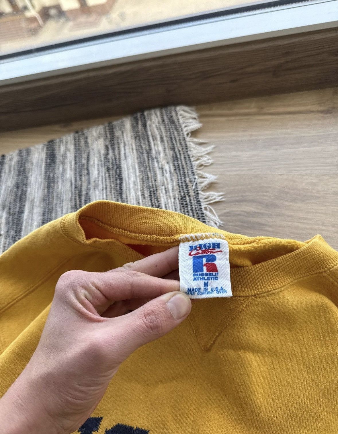 Russell Athletic × Vintage Vintage Russell Athletic 90s Made In USA Big logo sweatshirt Size US M / EU 48-50 / 2 - 11 Thumbnail