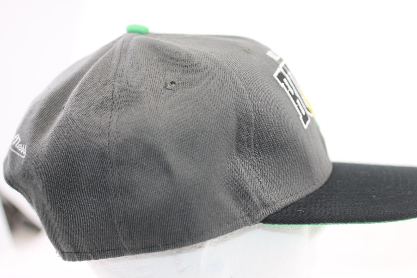 Point Zero Milwaukee Bucks Mitchell & Ness Snapback Hat Hardwood NBA Size ONE SIZE - 7 Thumbnail