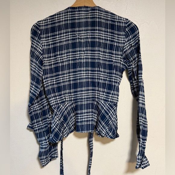 Aritzia Wilfred Free Navy White Plaid Wrap Tie Blouse XS Size XS / US 0-2 / IT 36-38 - 3 Thumbnail