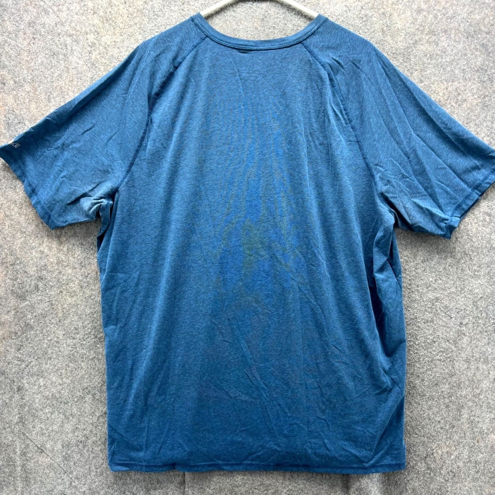 Carhartt VINTAGE Carhartt Shirt Mens 2XL Blue Crewneck Relaxed Midweight Cotton Pocket Tee Size US XXL / EU 58 / 5 - 2 Thumbnail