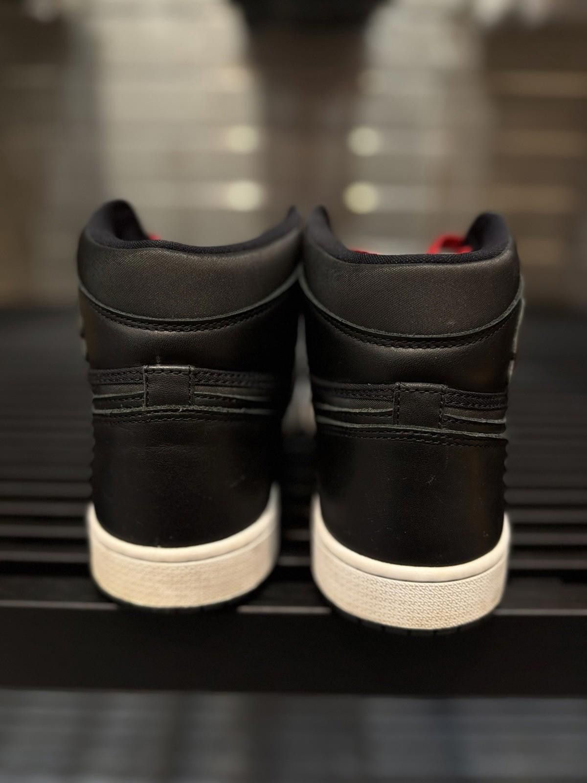 Jordan Brand Air Jordan 1 Retro OG High Black Gym Red 2020 Men's Size 12 Size US 12 / EU 45 - 9 Thumbnail