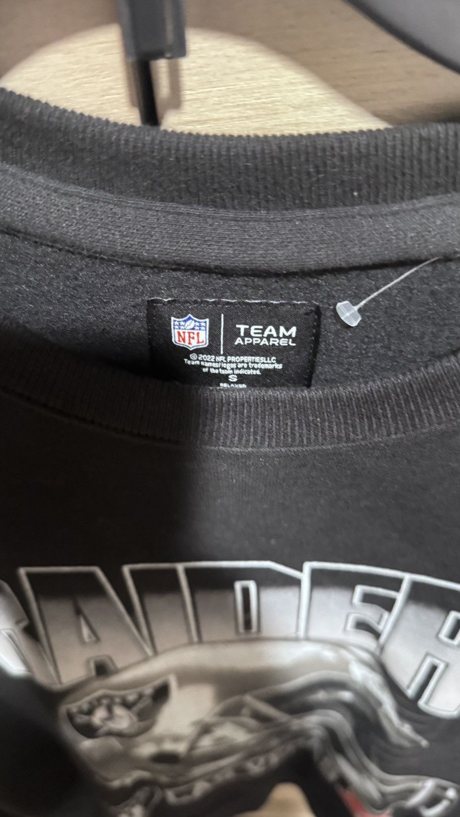 NFL RAIDERS CREWNECK SWEATSHIRT Size US S / EU 44-46 / 1 - 2 Thumbnail