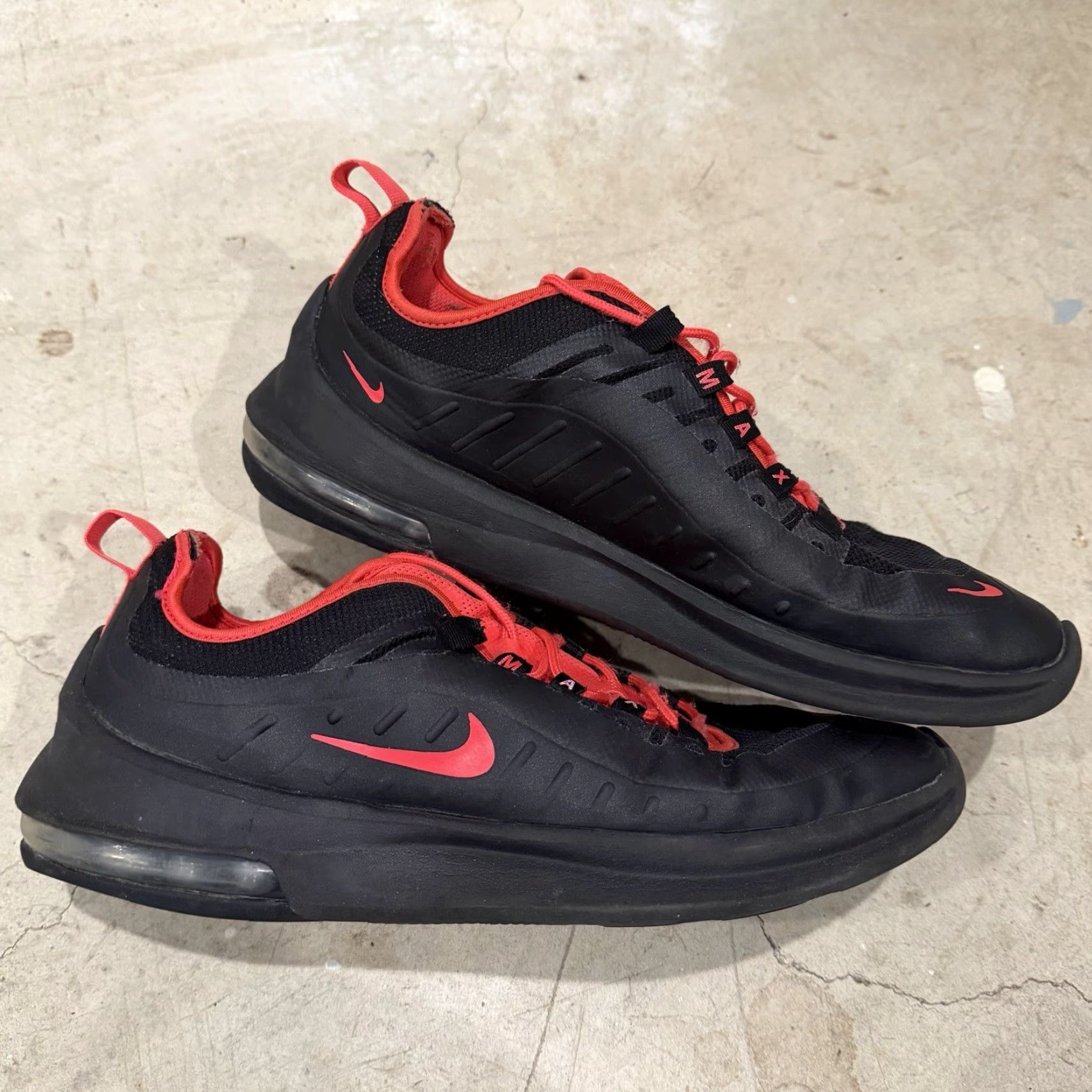Nike Nike Air Max Axis Sneaker Men Black Red Orbit AA2146-008 Size 10 Tears Size US 9 / EU 42 - 2 Thumbnail