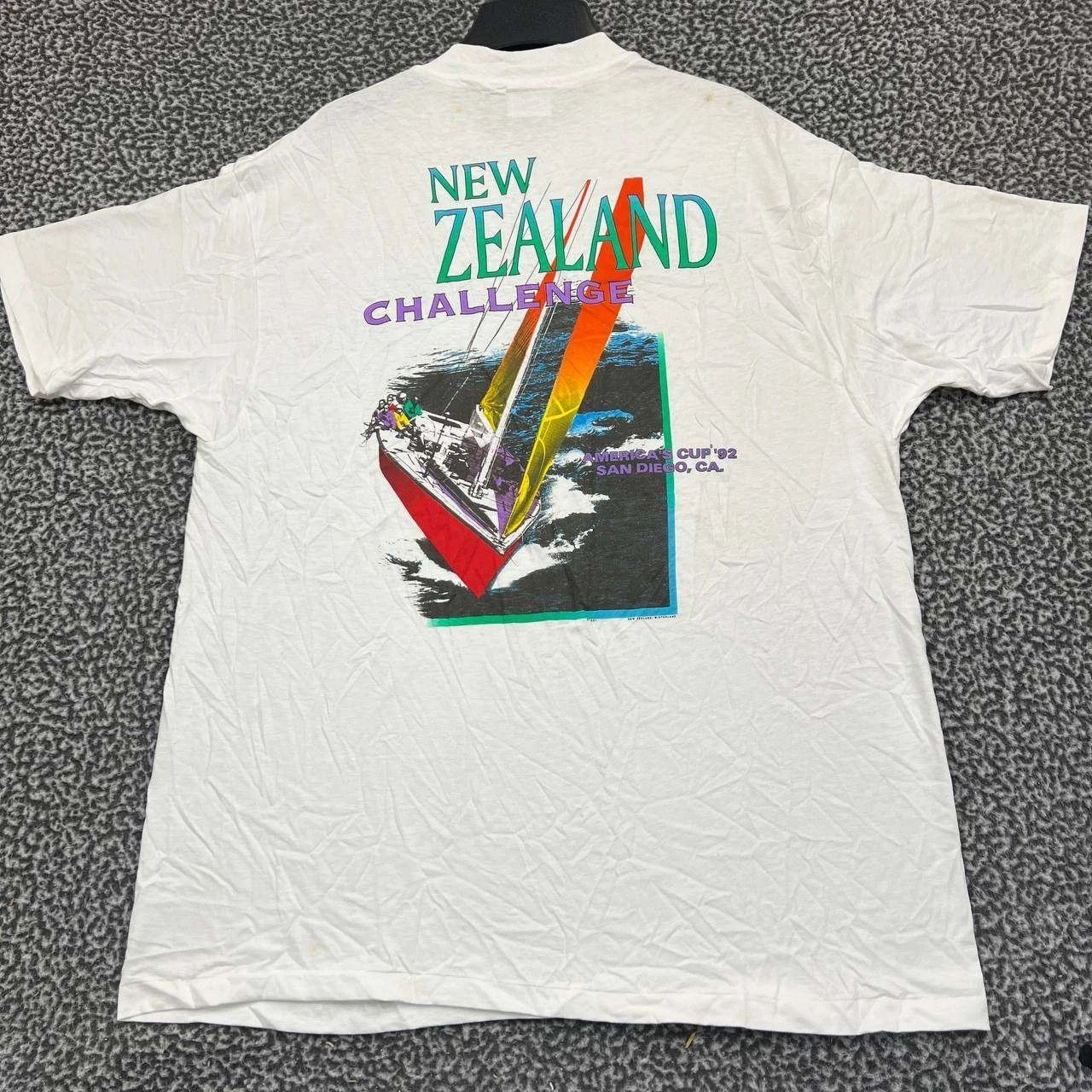 Hanes Vintage New Zealand Challenge Shirt Men XL Short Sleeve Size US XL / EU 56 / 4 - 1 Thumbnail