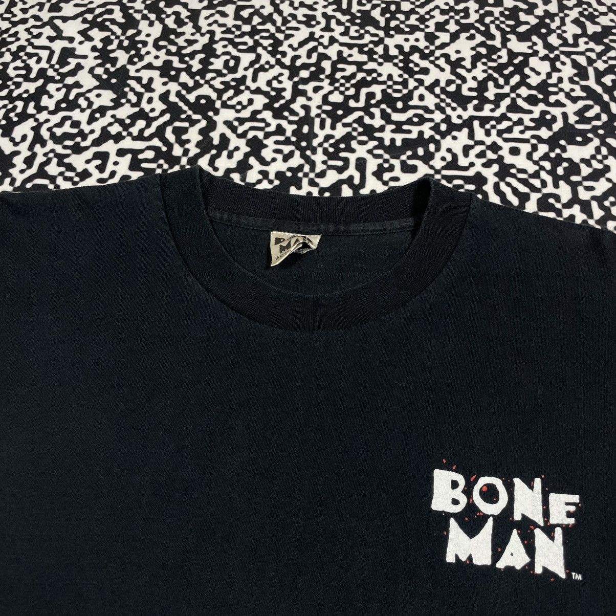 Japanese Brand Vintage 1996 Bone Man Skull Bones Logo Bowling Retro T-shirt Size US L / EU 52-54 / 3 - 10 Thumbnail