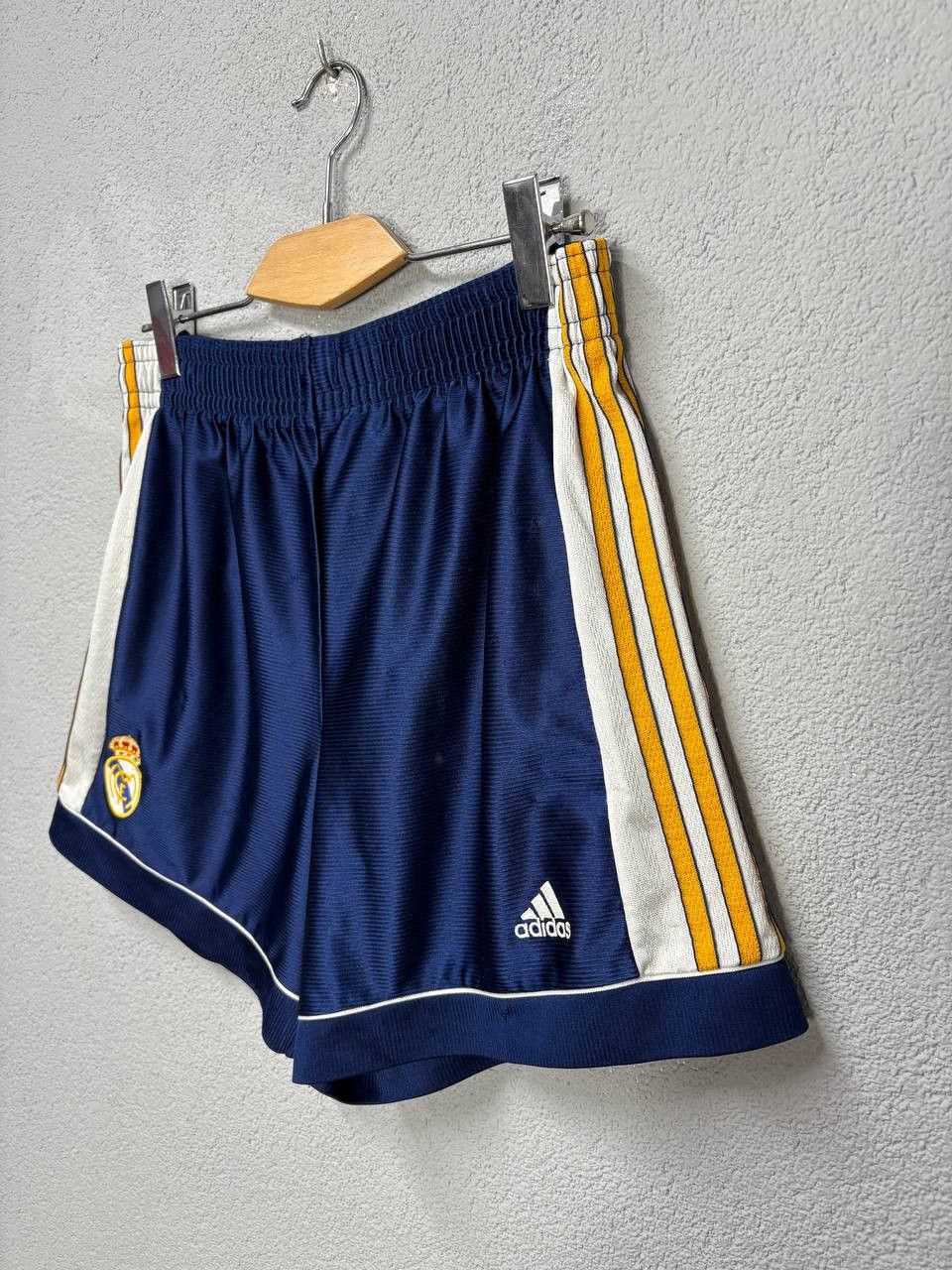 Adidas × Vintage vintage adidas Real Madrid mens shorts 90s M Size US 32 / EU 48 - 4 Thumbnail