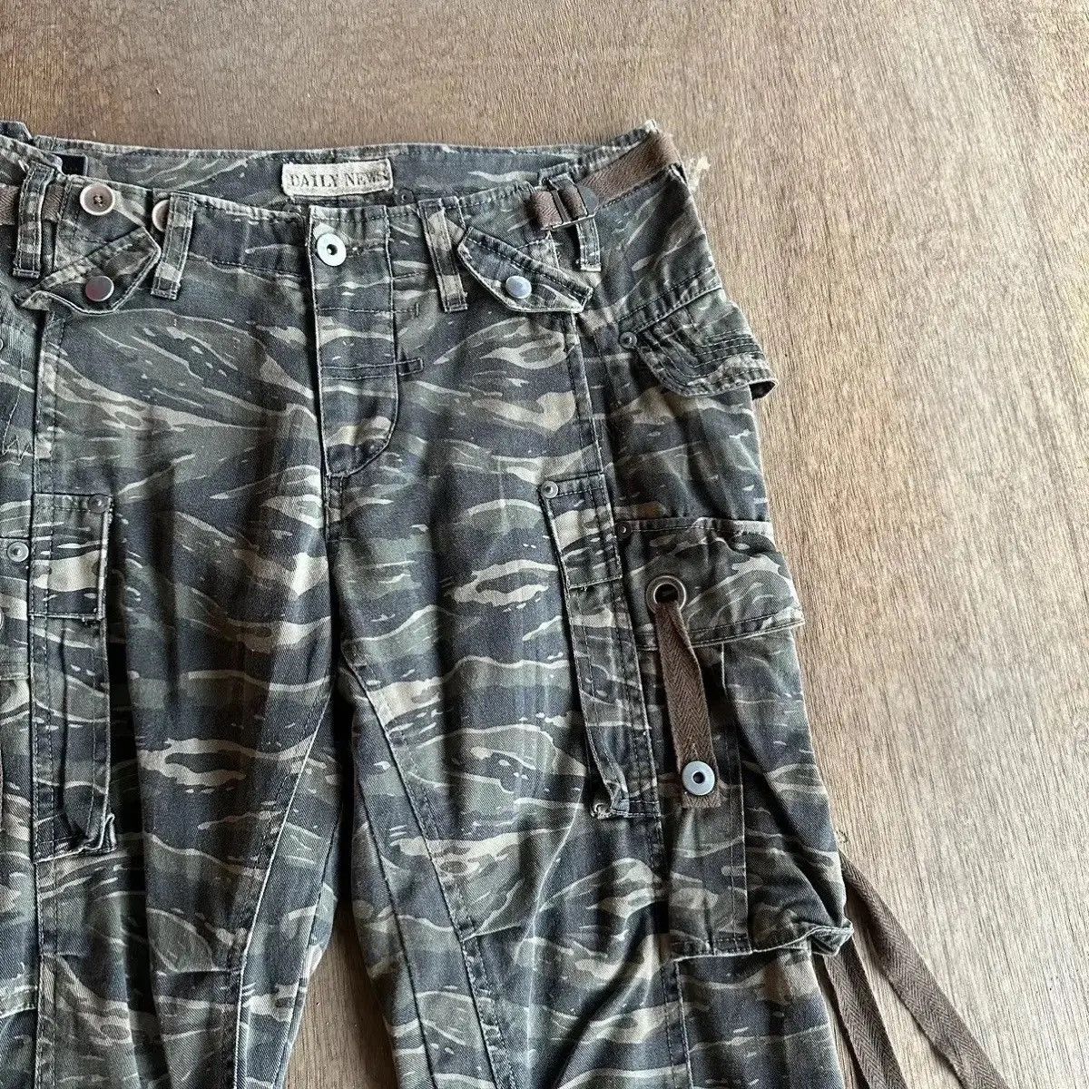 Vintage RARE‼️ W30 L31 FLARE/BOOTCUT Japanese Vtg Bondage Punk Cargo Size US 30 / EU 46 - 7 Thumbnail