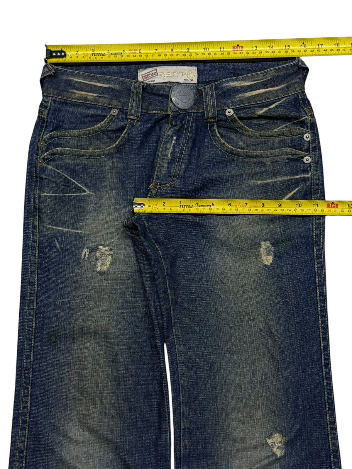 Japanese Brand Vintage Y2K REDPEPPER Vintage Series 1971 | Bell Bottom W31 Size US 31 - 15 Thumbnail