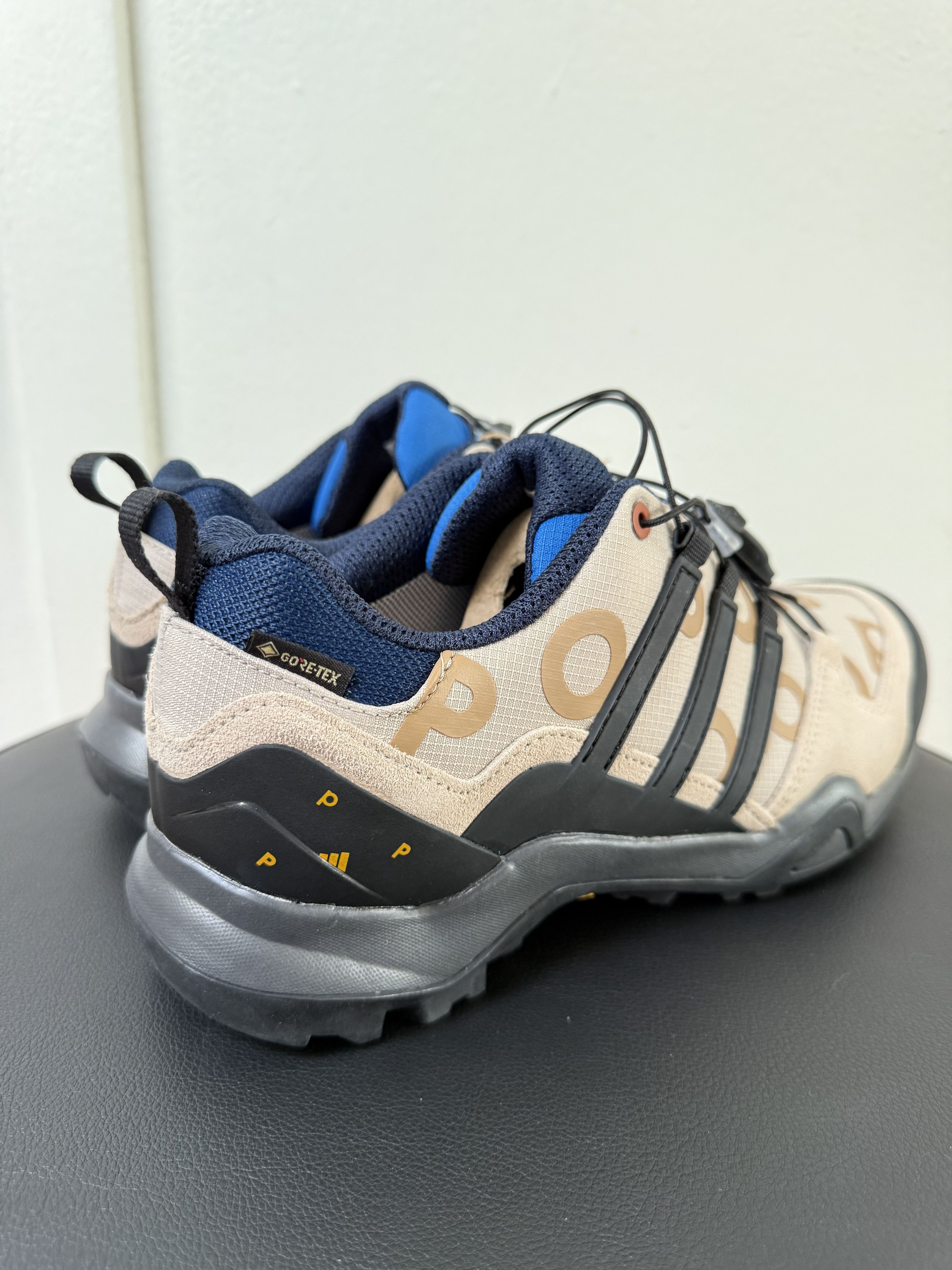 Adidas × Pop Trading Company POP SWIFT R2 GTX Size US 7 / EU 40 - 5 Thumbnail