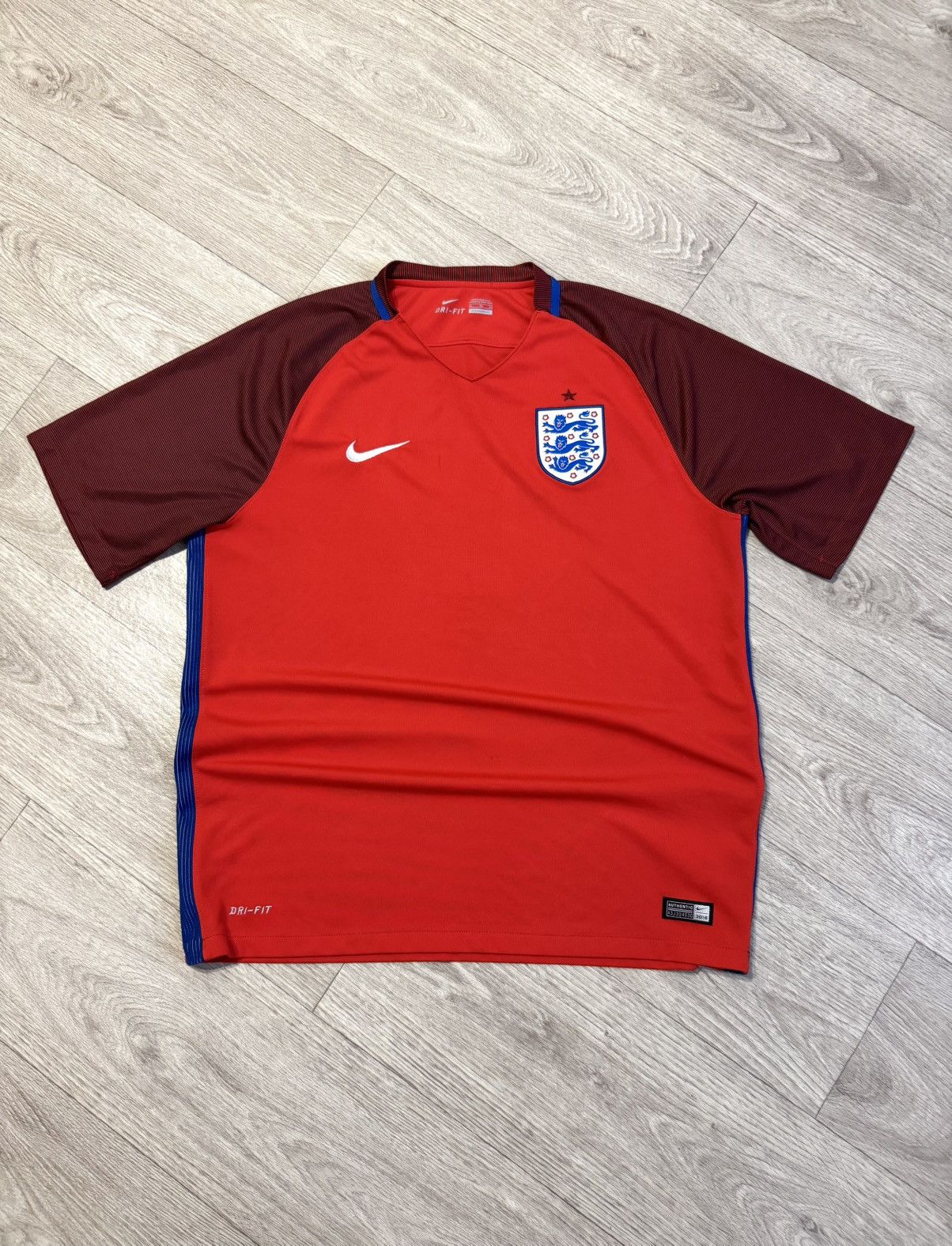 Nike 🔷Nike England 2016/17 Soccer jersey🔷 Size US XL / EU 56 / 4 - 1 Thumbnail