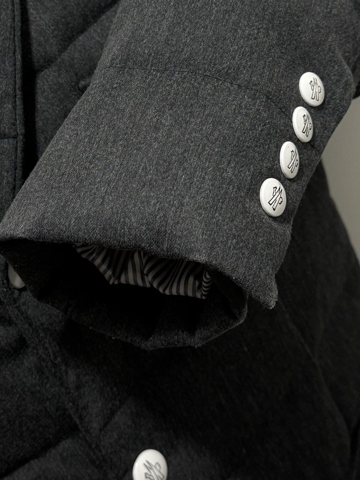 Moncler Gamme Bleu Moncler Gamme Bleu Wool Mens Down Coat Puffer Jacket size 5 Size US XL / EU 56 / 4 - 12 Thumbnail