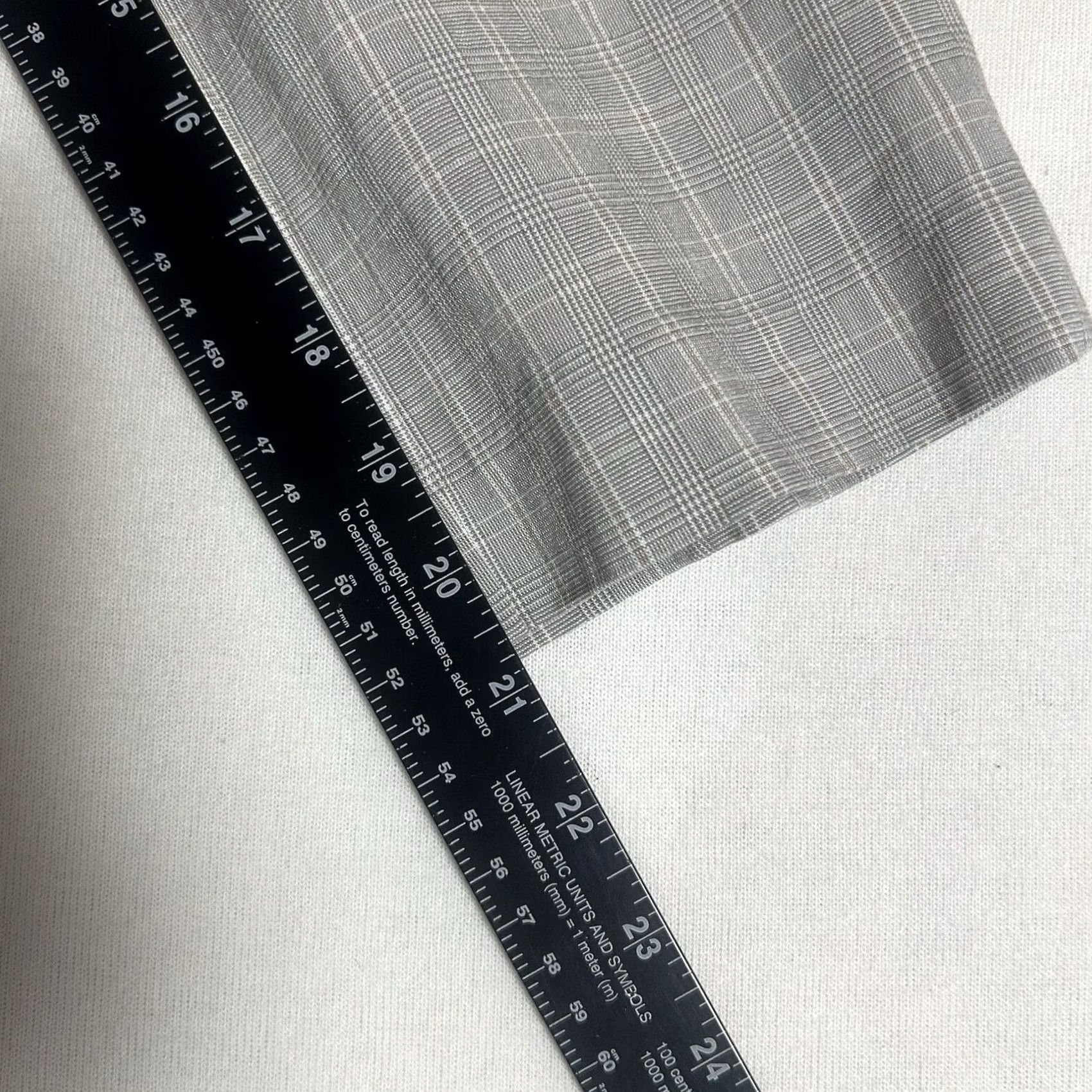 Van Heusen Van Heusen Capris Pants Womens 2 Plaid Mid Rise Pull On Stretch Knit Nylon Rayon Spandex Slim Pockets Ready-to-Wear Size 26" / US 2 / IT 38 - 7 Thumbnail