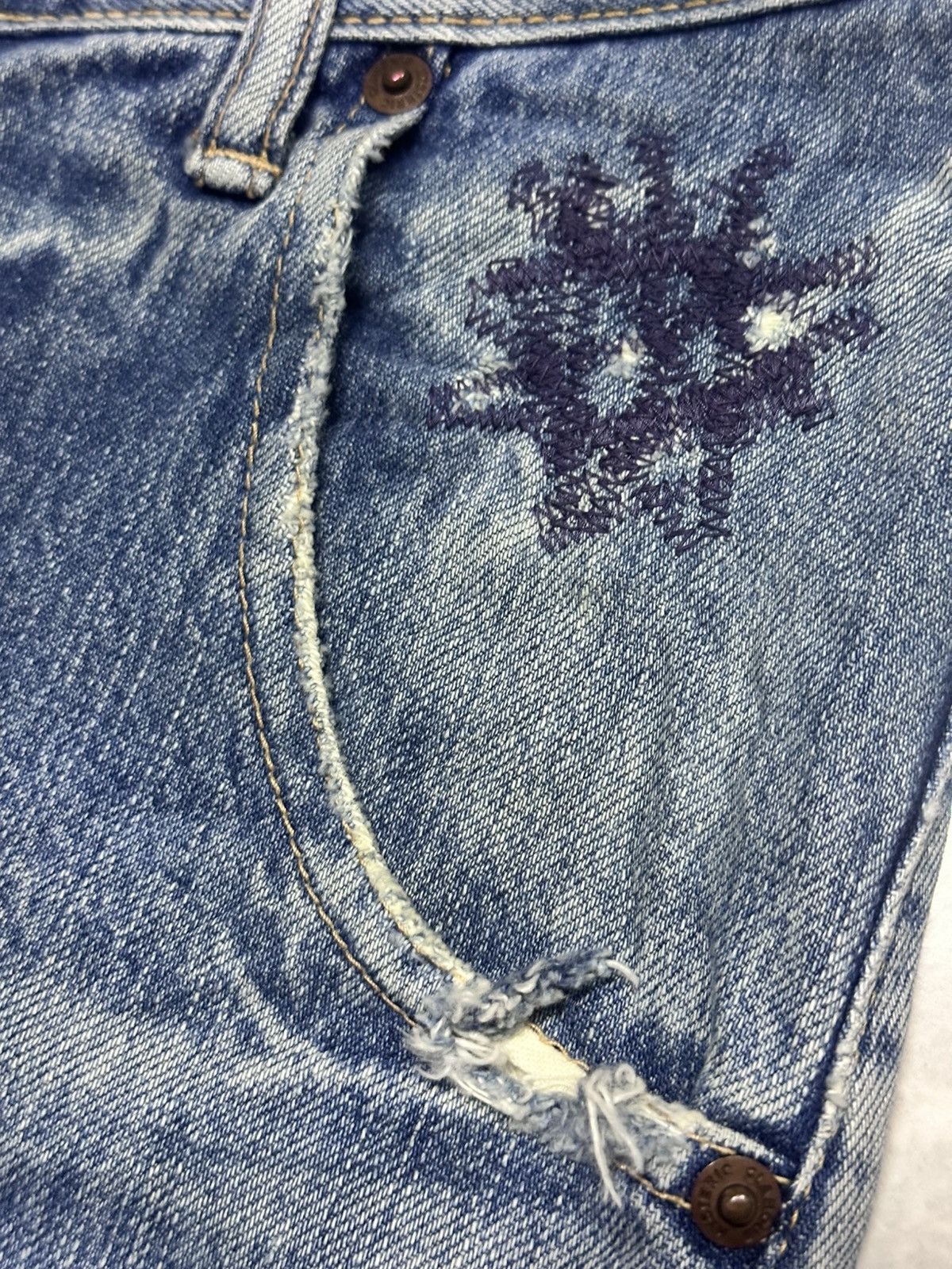Hysteric Glamour × Japanese Brand Hysteric Glamour Vintage Jeans Slim Style With Faded Wash Size US 30 / EU 46 - 11 Thumbnail