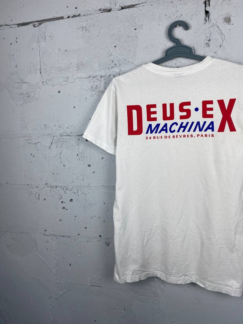 Deus Ex Machina Deus Ex Machina Big Back Logo T Shirt Size US L / EU 52-54 / 3 - 8 Thumbnail