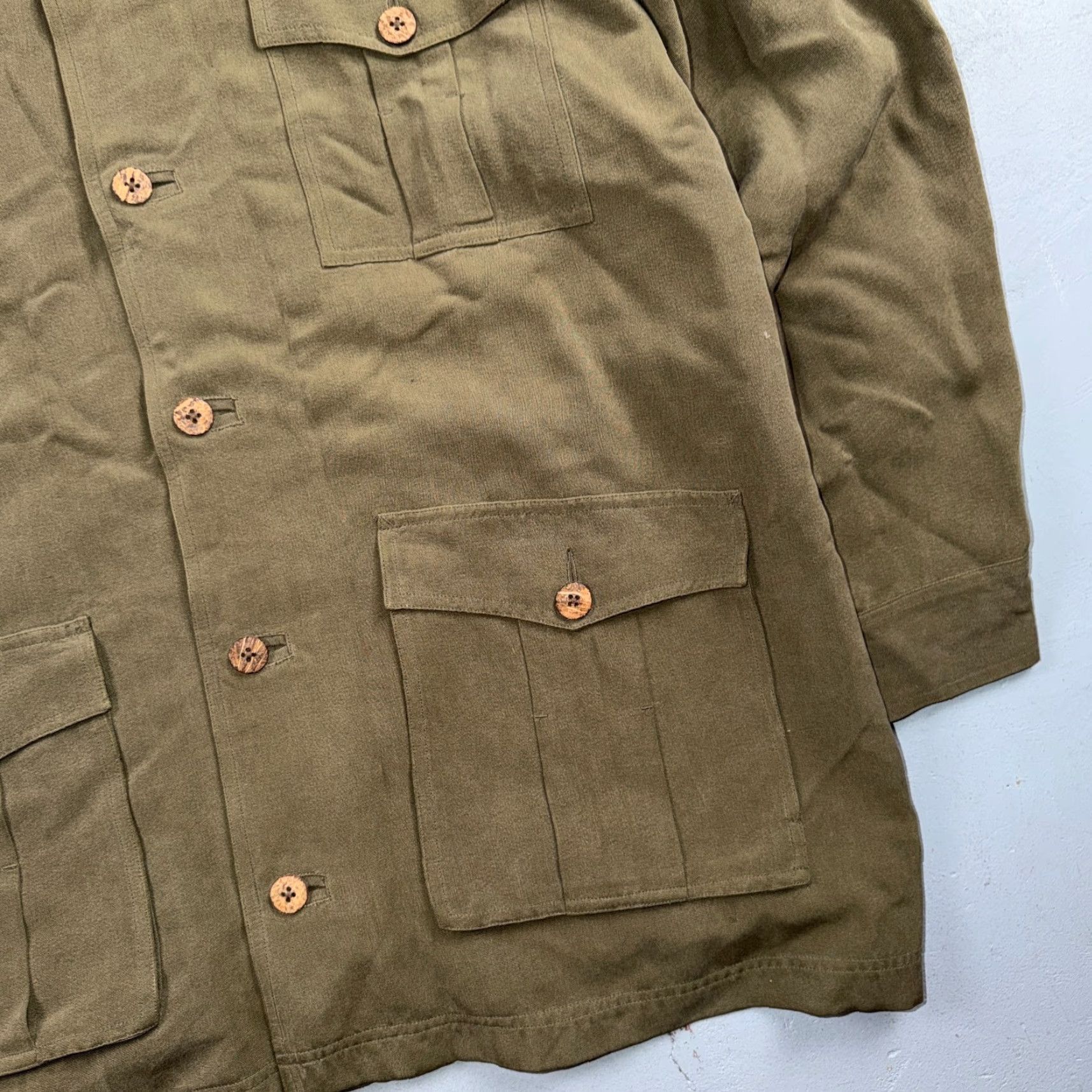 Tommy Bahama VINTAGE Tommy Bahama Sport Shirt Jacket XL Green 100% Silk Button Up Front Long Sleeve Mens Large Aloha Beach Hawaii Tropical Rare 90s Size US XL / EU 56 / 4 - 2 Thumbnail