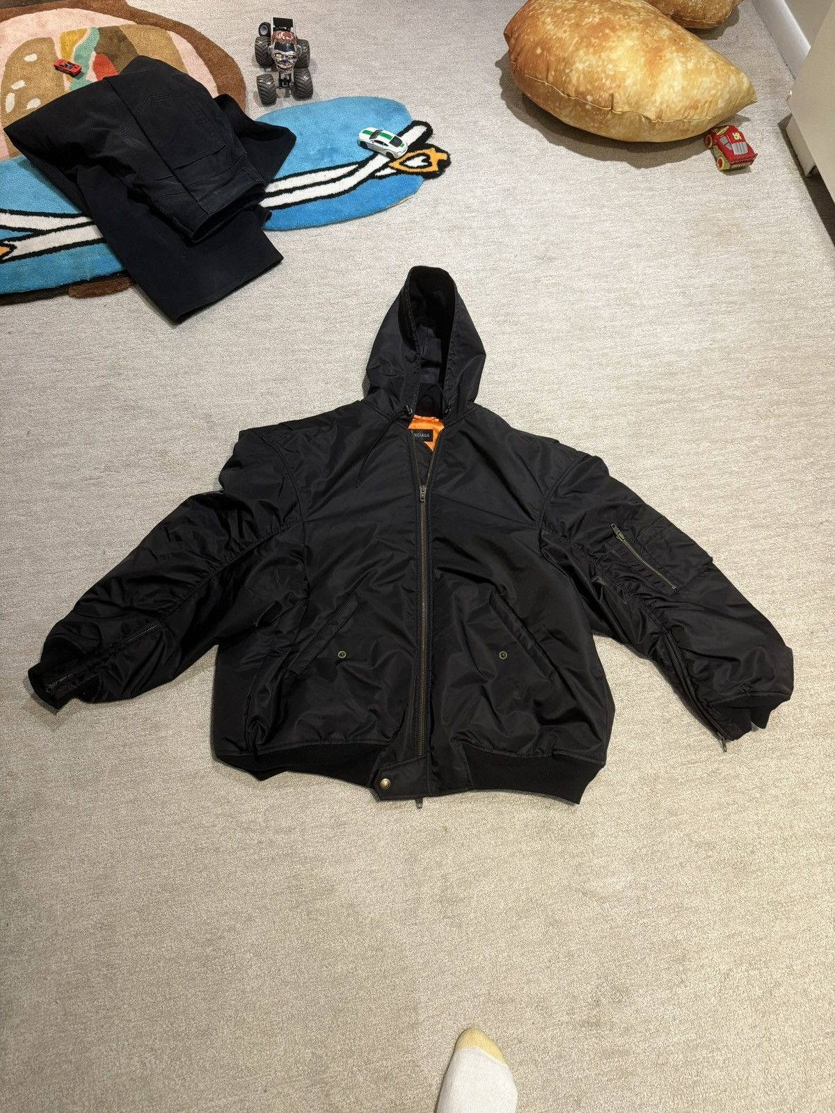Balenciaga Balenciaga bomber size 2 Size US XL / EU 56 / 4 - 2 Thumbnail