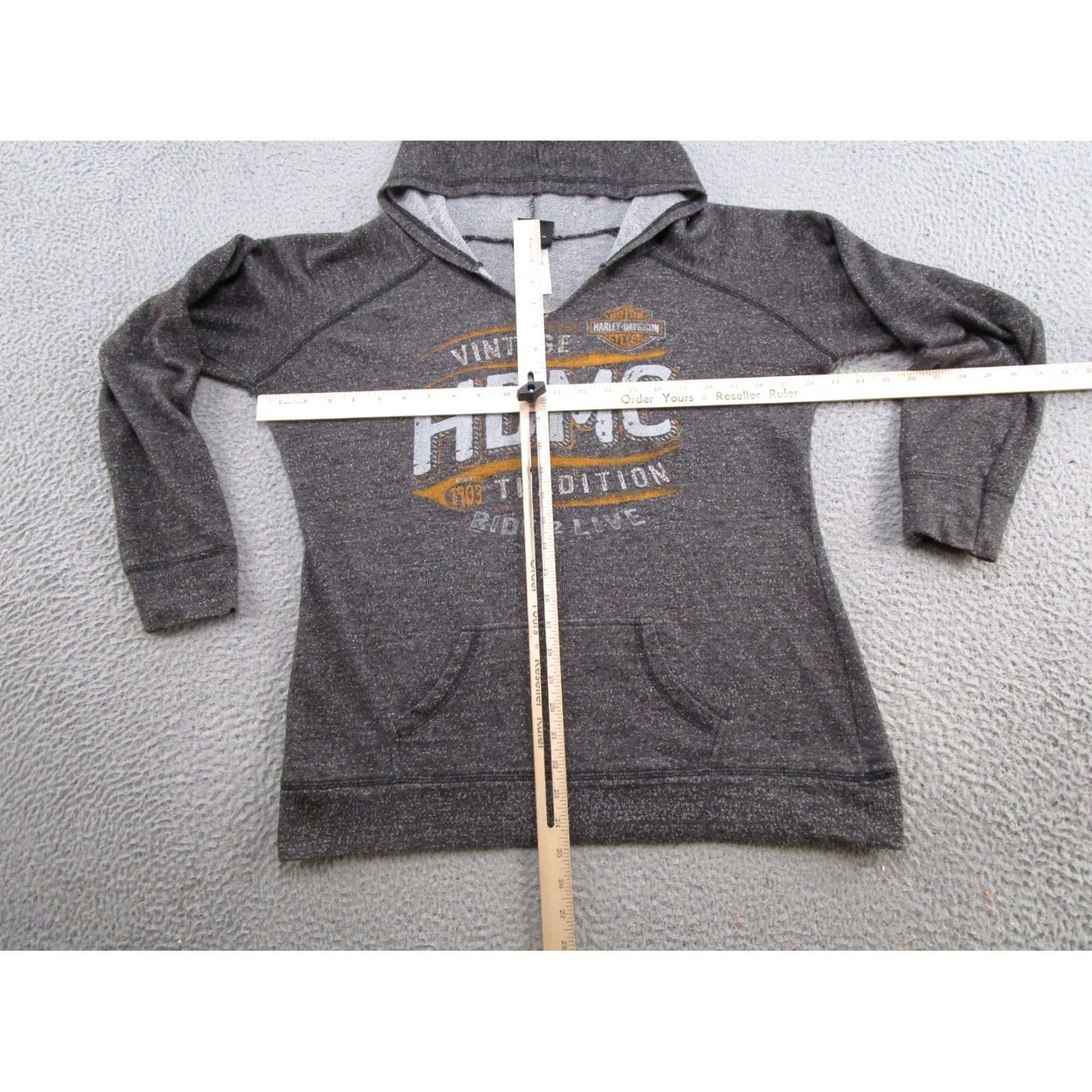 Harley Davidson Harley-Davidson Mens? Womens? No, Women Harley-Davidson Hooded Pullover Hoodie Sweatshirt Gray L Motorcycle Biker V Neck Logo Pullover Sweatshirt Size L / US 10 / IT 46 - 5 Thumbnail