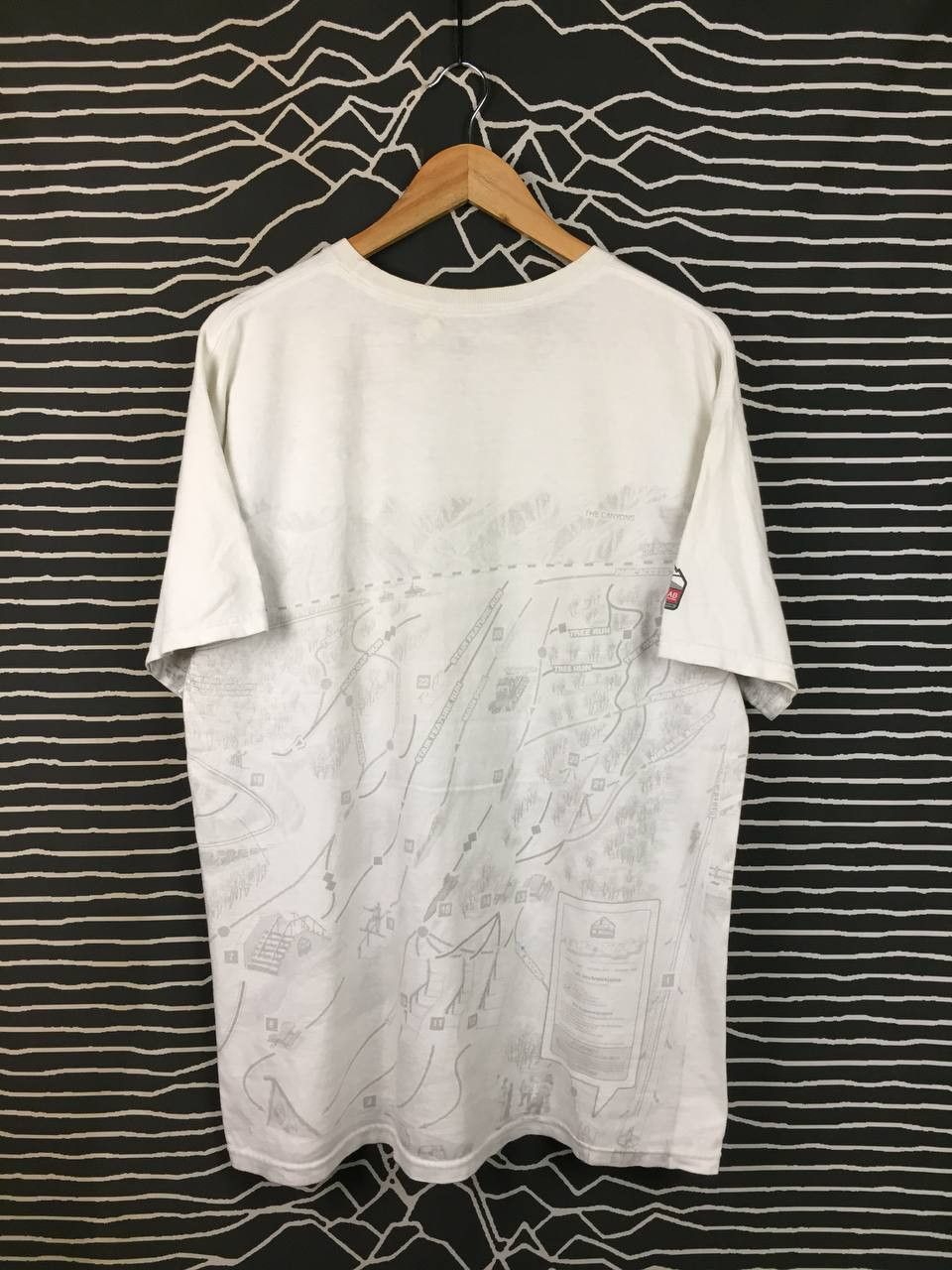DC DC Shoes All Over Print Park City Resort Trail Map Tee Size US L / EU 52-54 / 3 - 11 Thumbnail