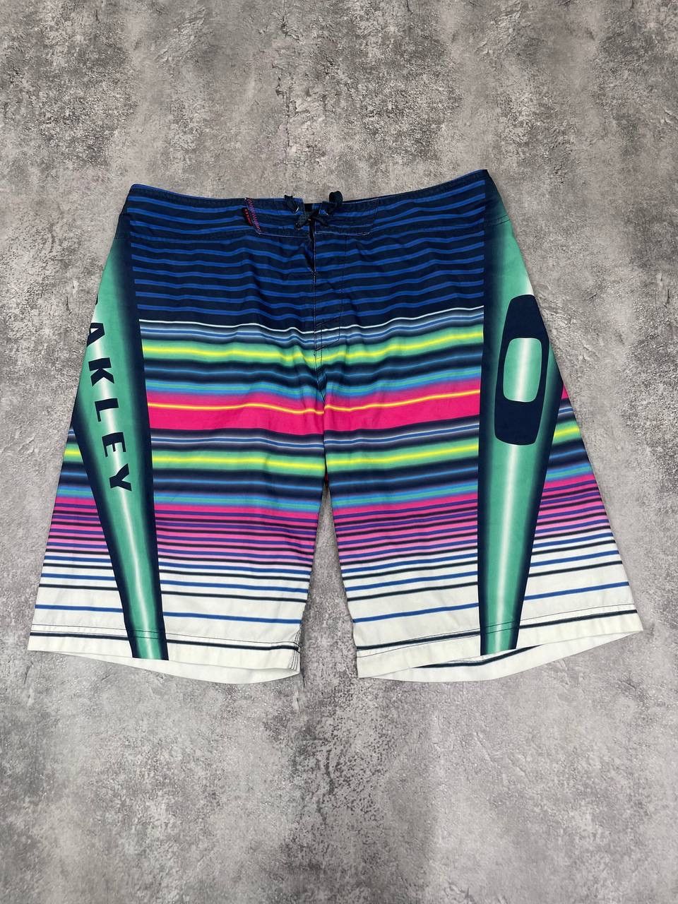 Oakley Oakley Men Board Shorts Surf Swim Multicolor Striped SizeW36 Size US 36 / EU 52 - 1 Thumbnail