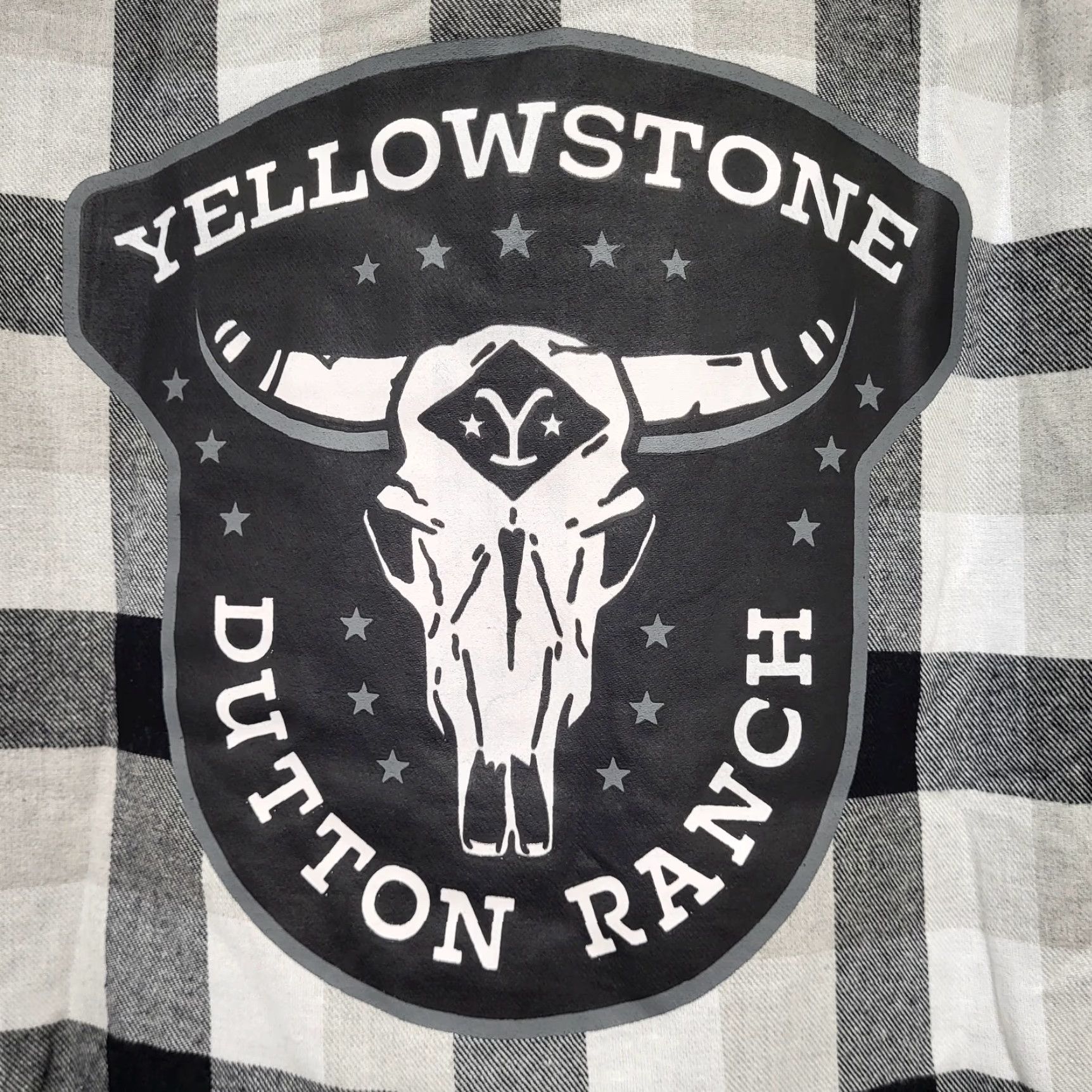Vintage Yellowstone Flannel Shirt Mens Size M White Black Long Sleeve Dutton Ranch Button-Up Shirt, Buffalo Plaid, Western, Casual, Workwear, Swinging back? Size US M / EU 48-50 / 2 - 3 Thumbnail