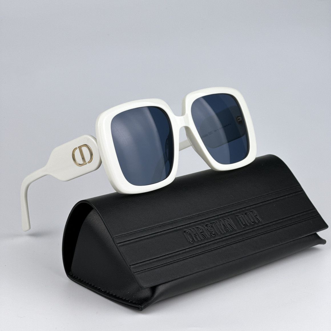 image of New Dior Diorbobby S2U 95B0 Unisex Square Sunglasses in White Ivory/Blue, Women's