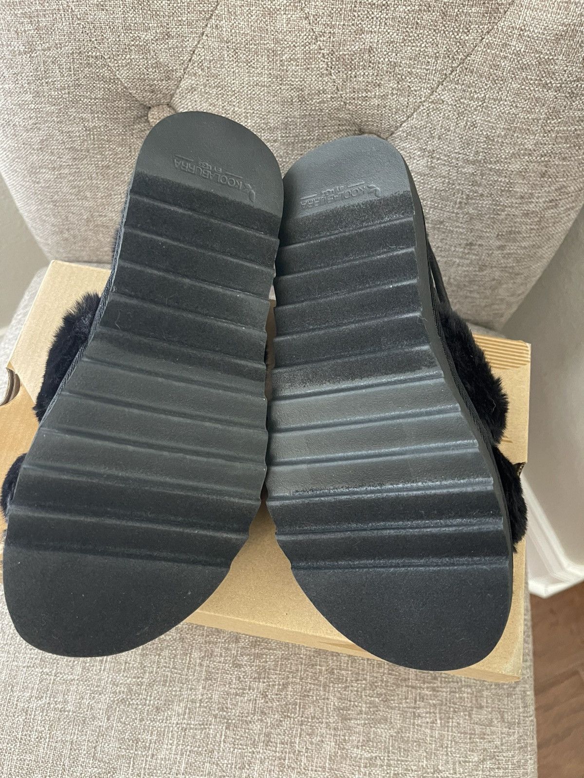 Ugg Koolaburra by UGG Fuzz'd Out Women's Sandal Slippers size 5 Size US 5 / IT 35 - 4 Thumbnail